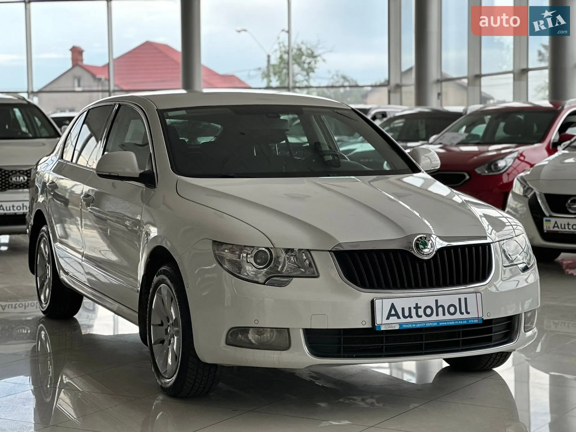 2010 Skoda Superb - мініатюра 3