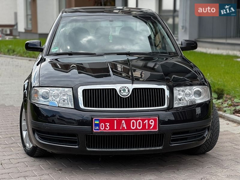 Лифтбек Skoda Superb 2004 в Тернополе