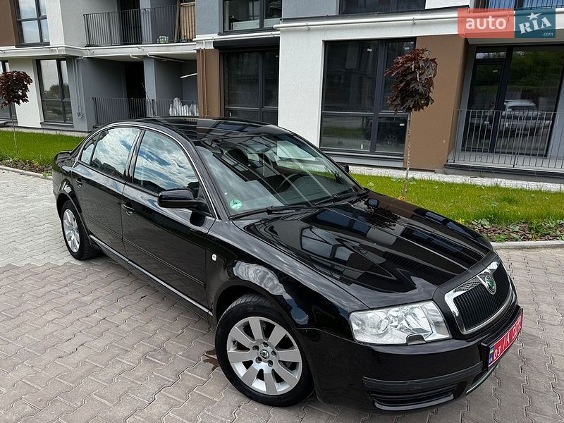 Лифтбек Skoda Superb 2004 в Тернополе