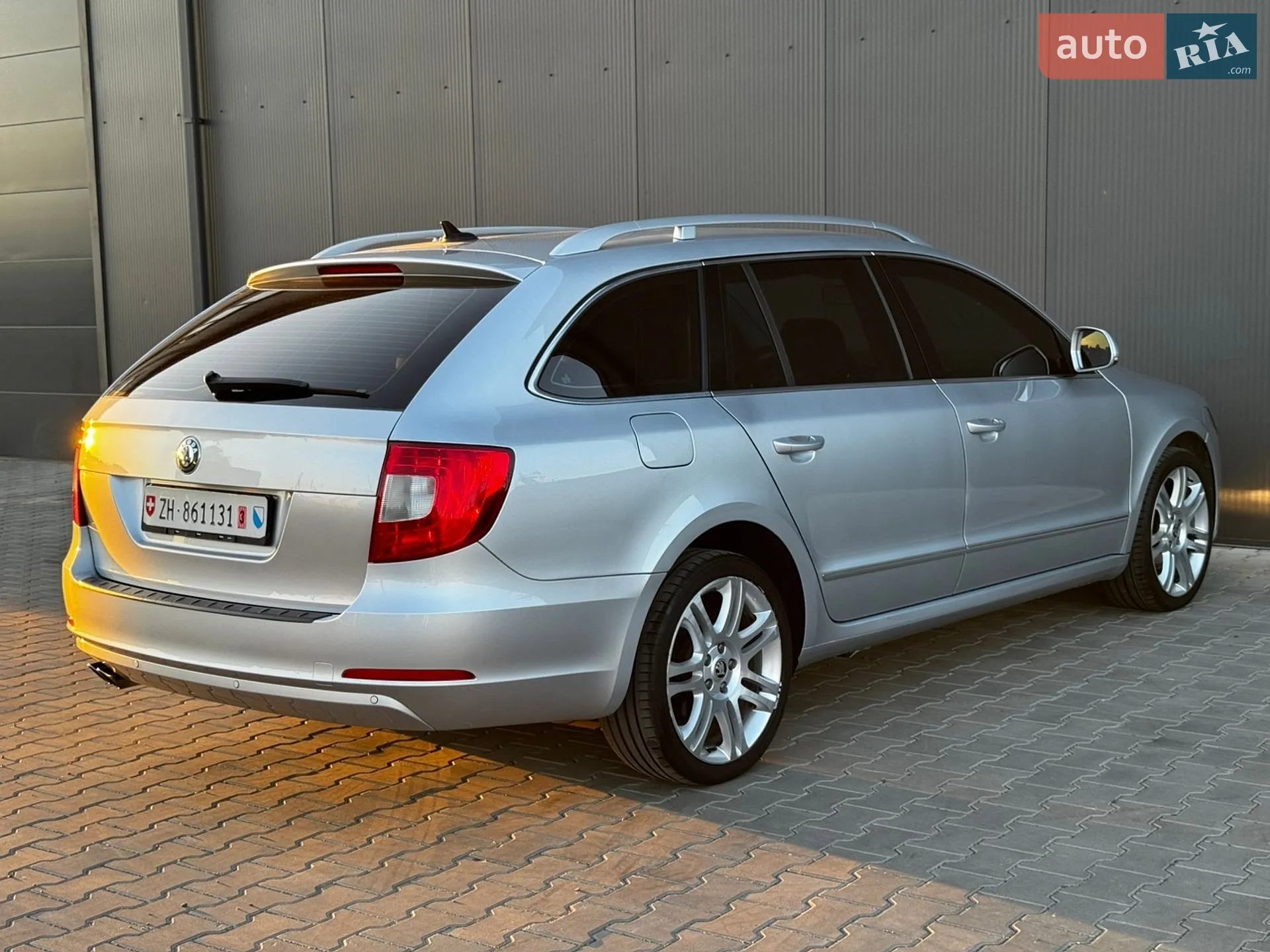 2011 Skoda Superb - мініатюра 25