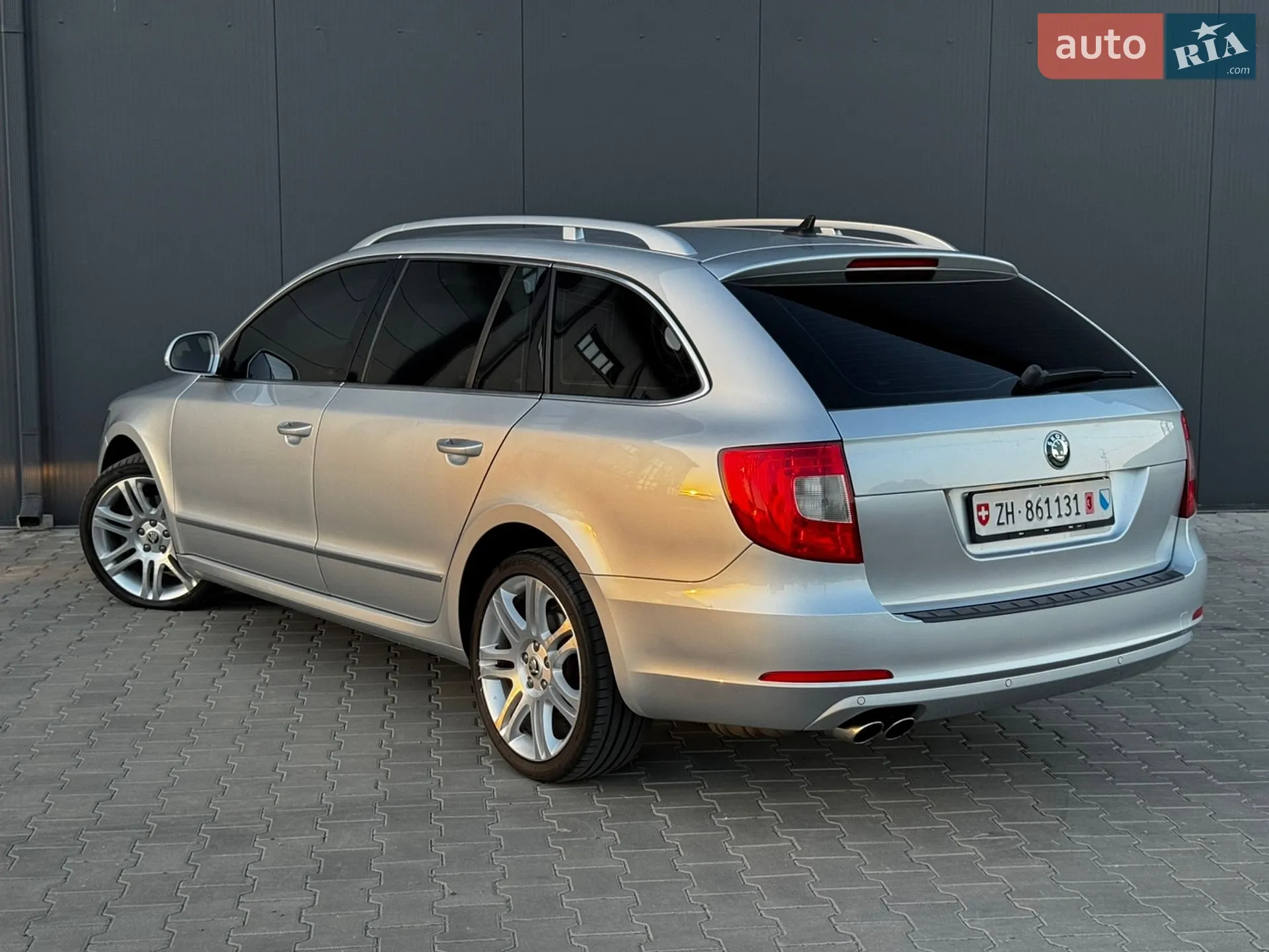 2011 Skoda Superb - мініатюра 30
