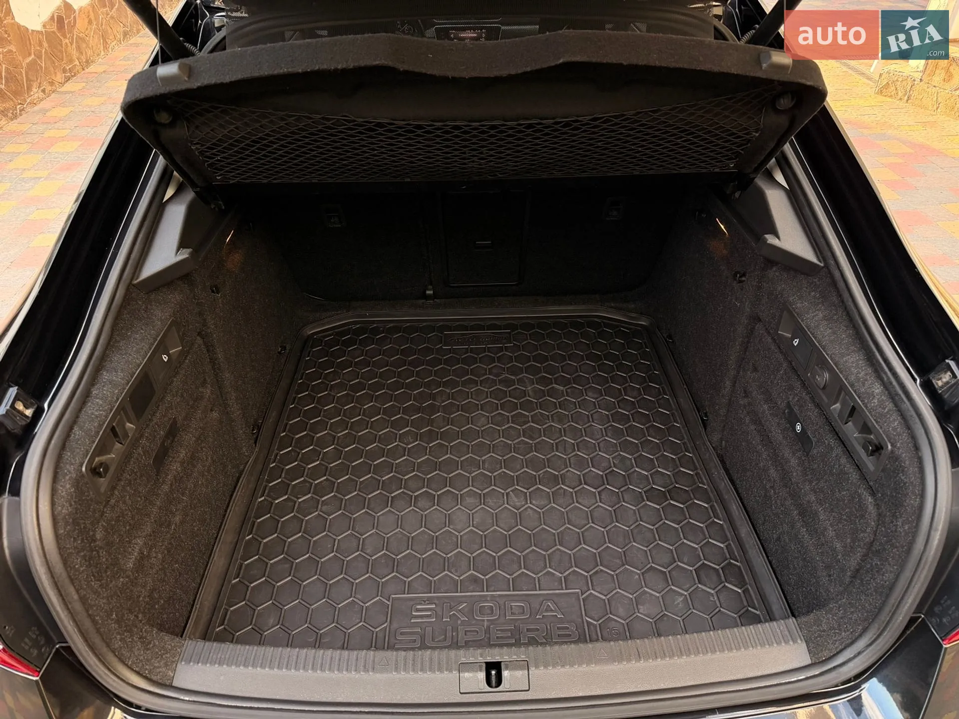 2016 Skoda Superb - мініатюра 31