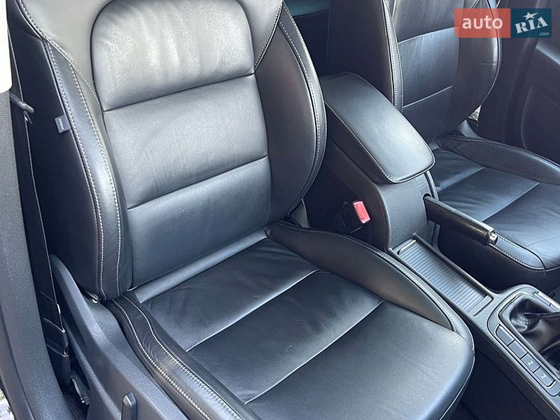 Універсал Skoda Superb 2012 в Луцьку