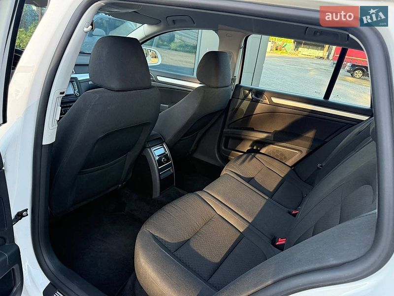 Универсал Skoda Superb 2015 в Днепре