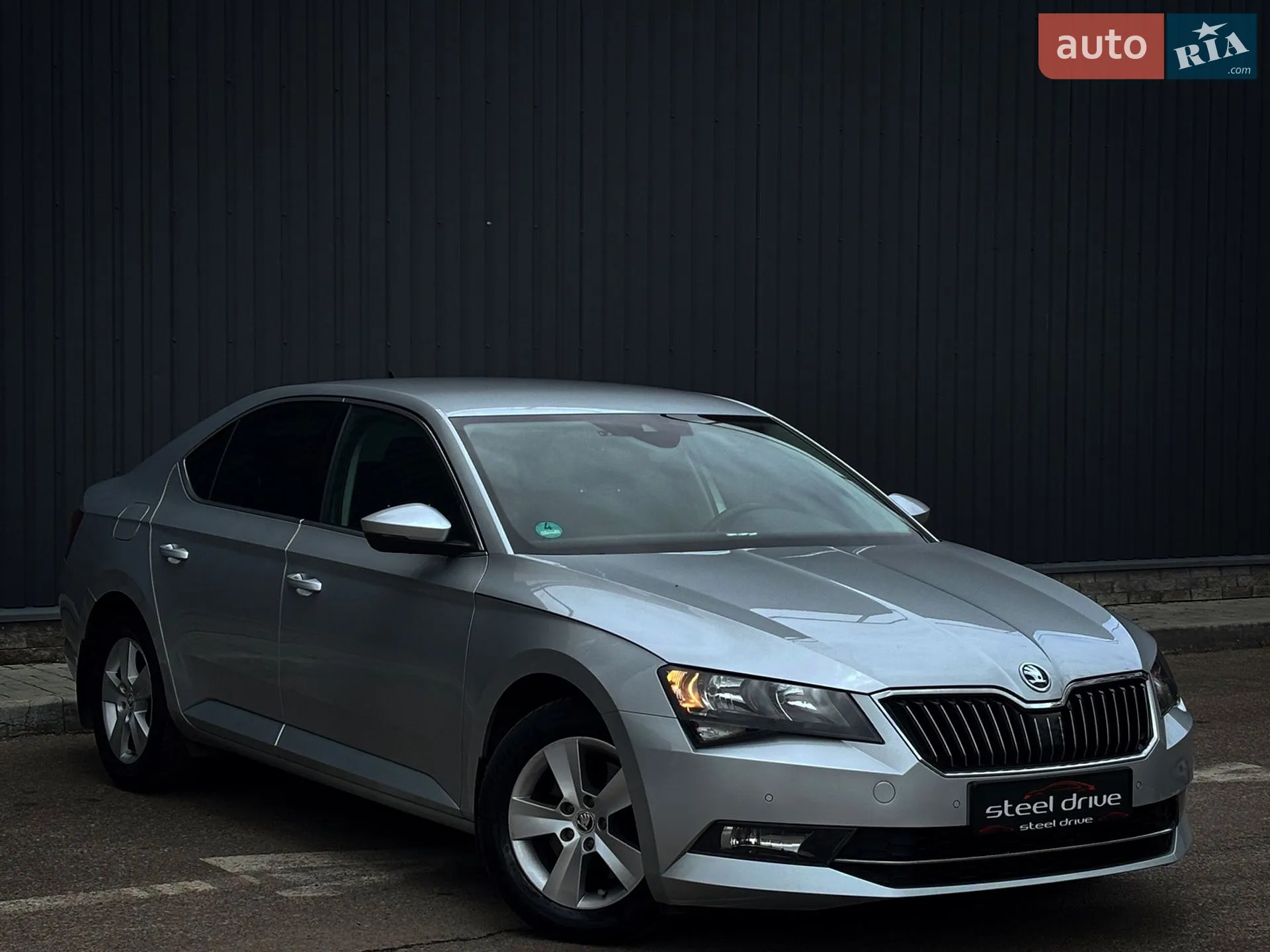 2016 Skoda Superb - мініатюра 4