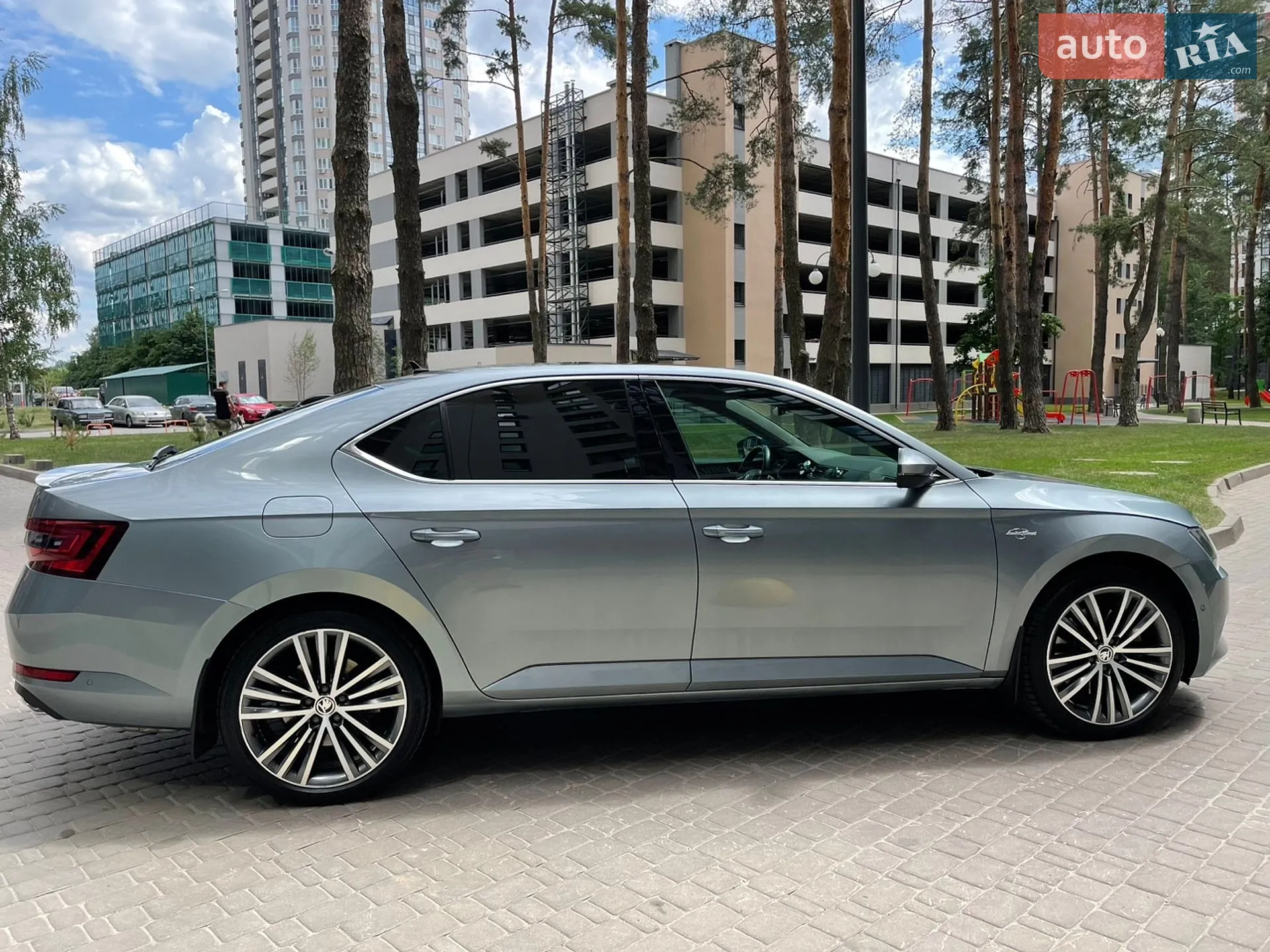 2016 Skoda Superb - мініатюра 7