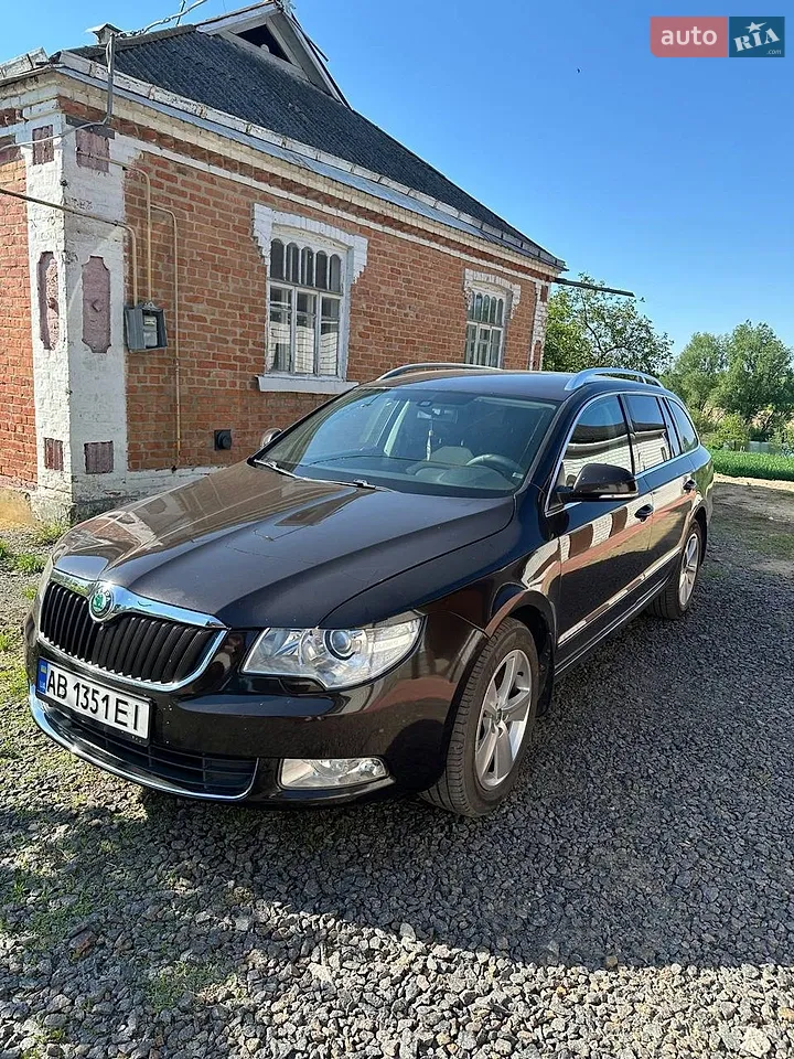 2012 Skoda Superb - мініатюра 3