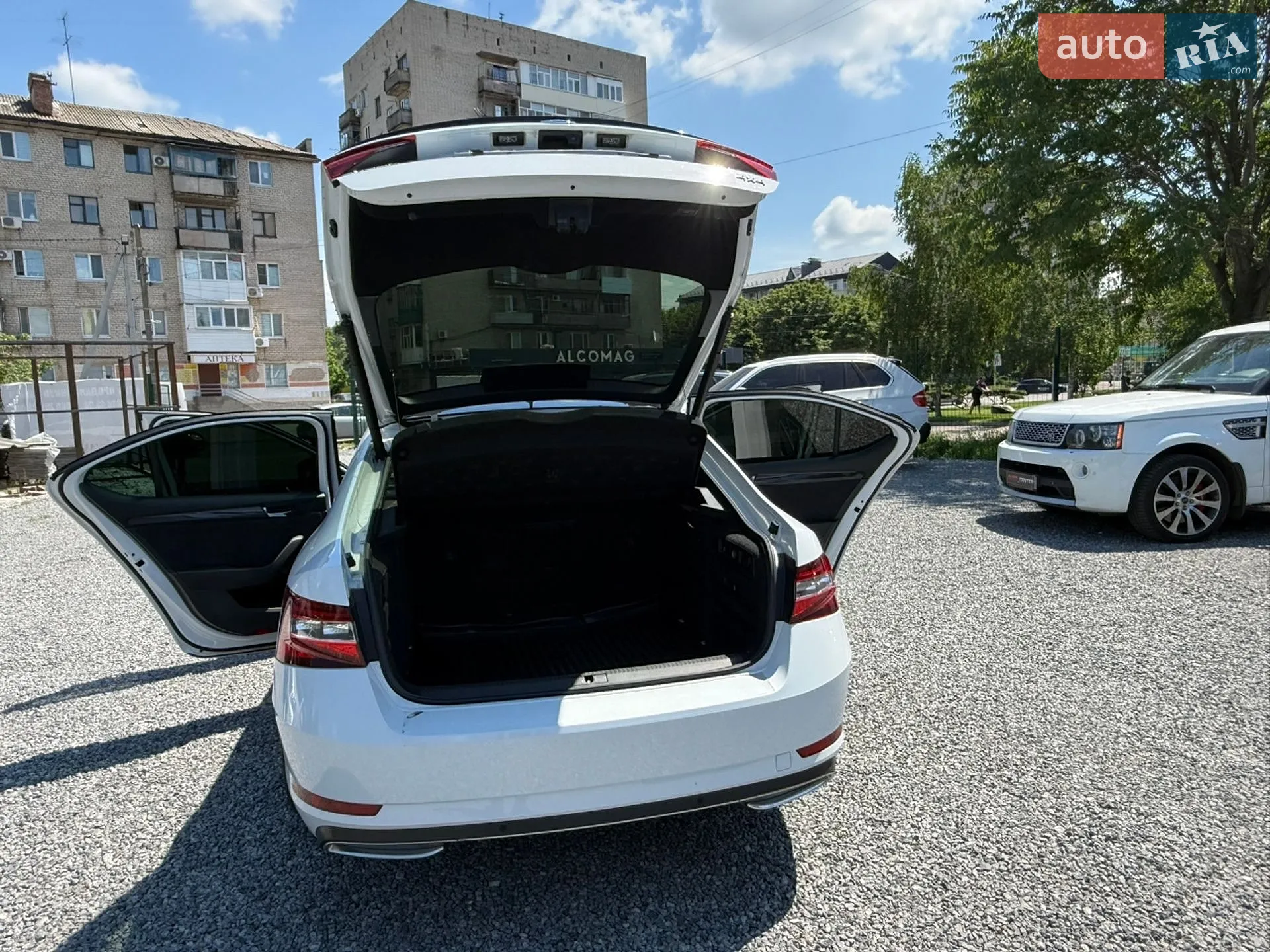 2016 Skoda Superb - мініатюра 24