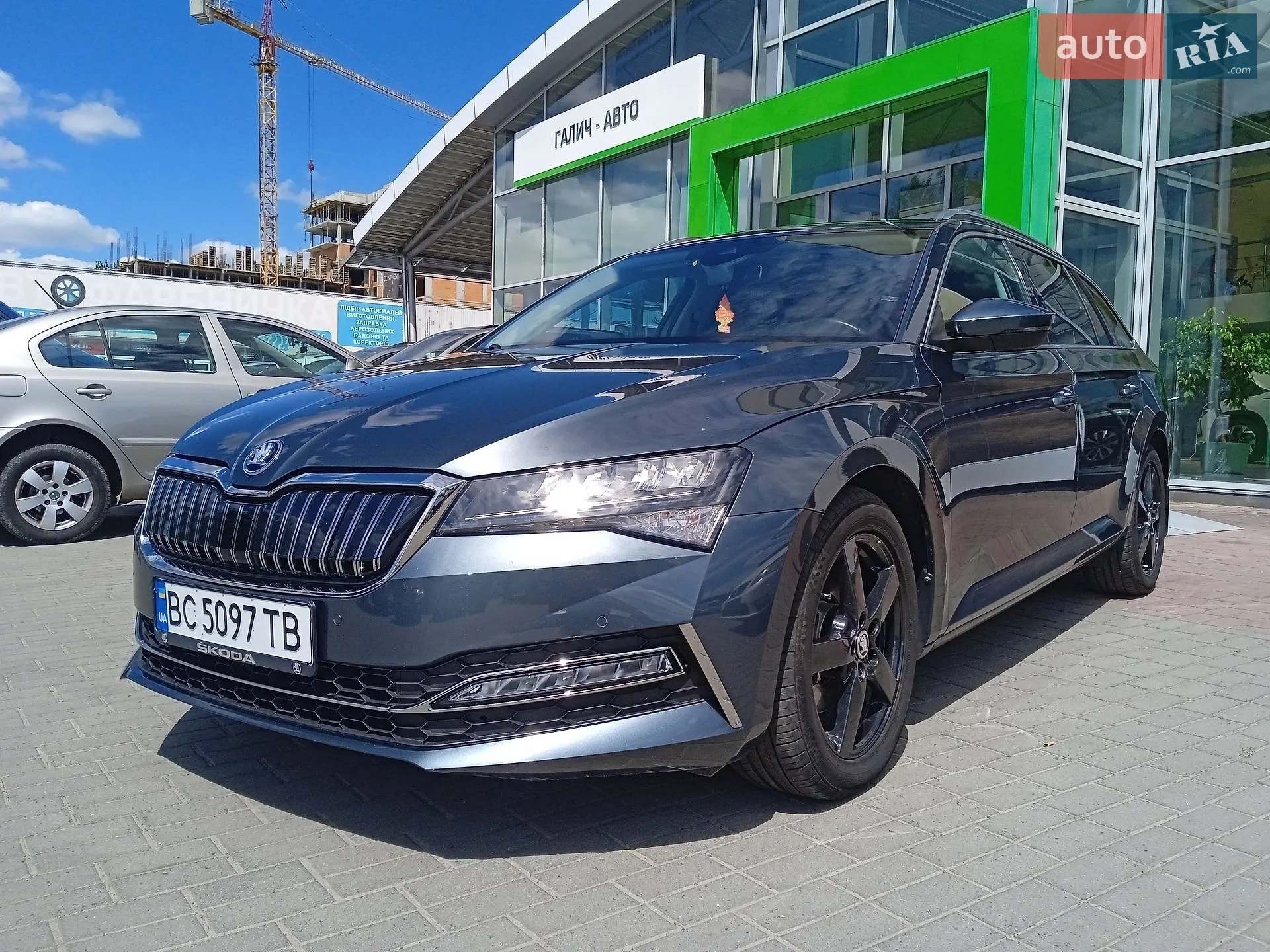 2020 Skoda Superb - мініатюра 3