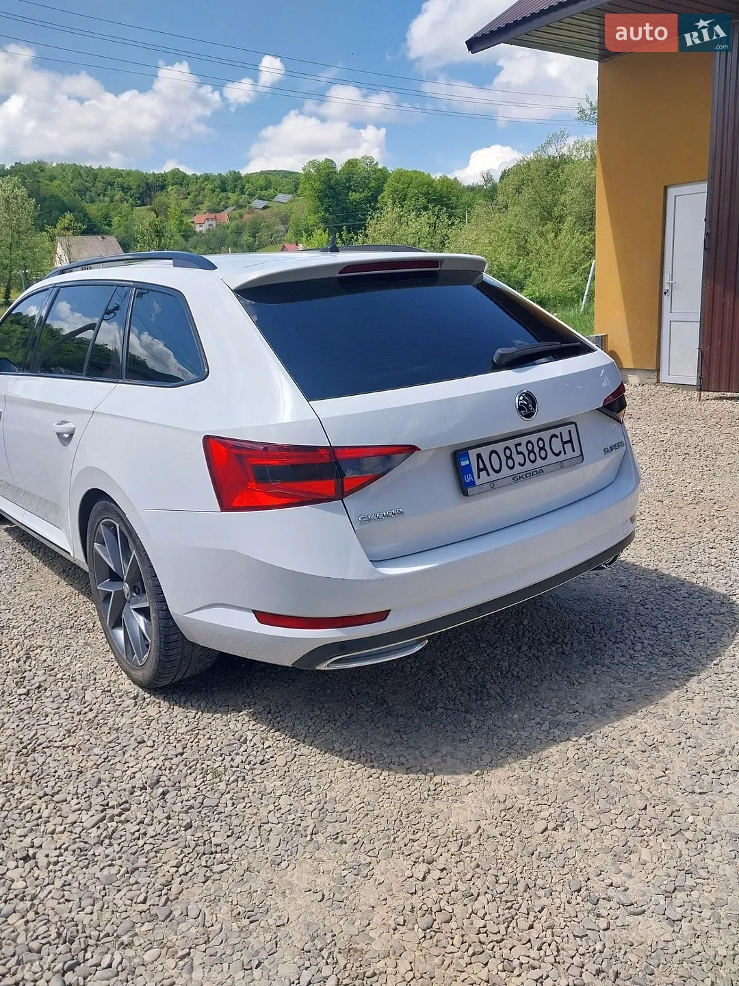 2019 Skoda Superb - мініатюра 9