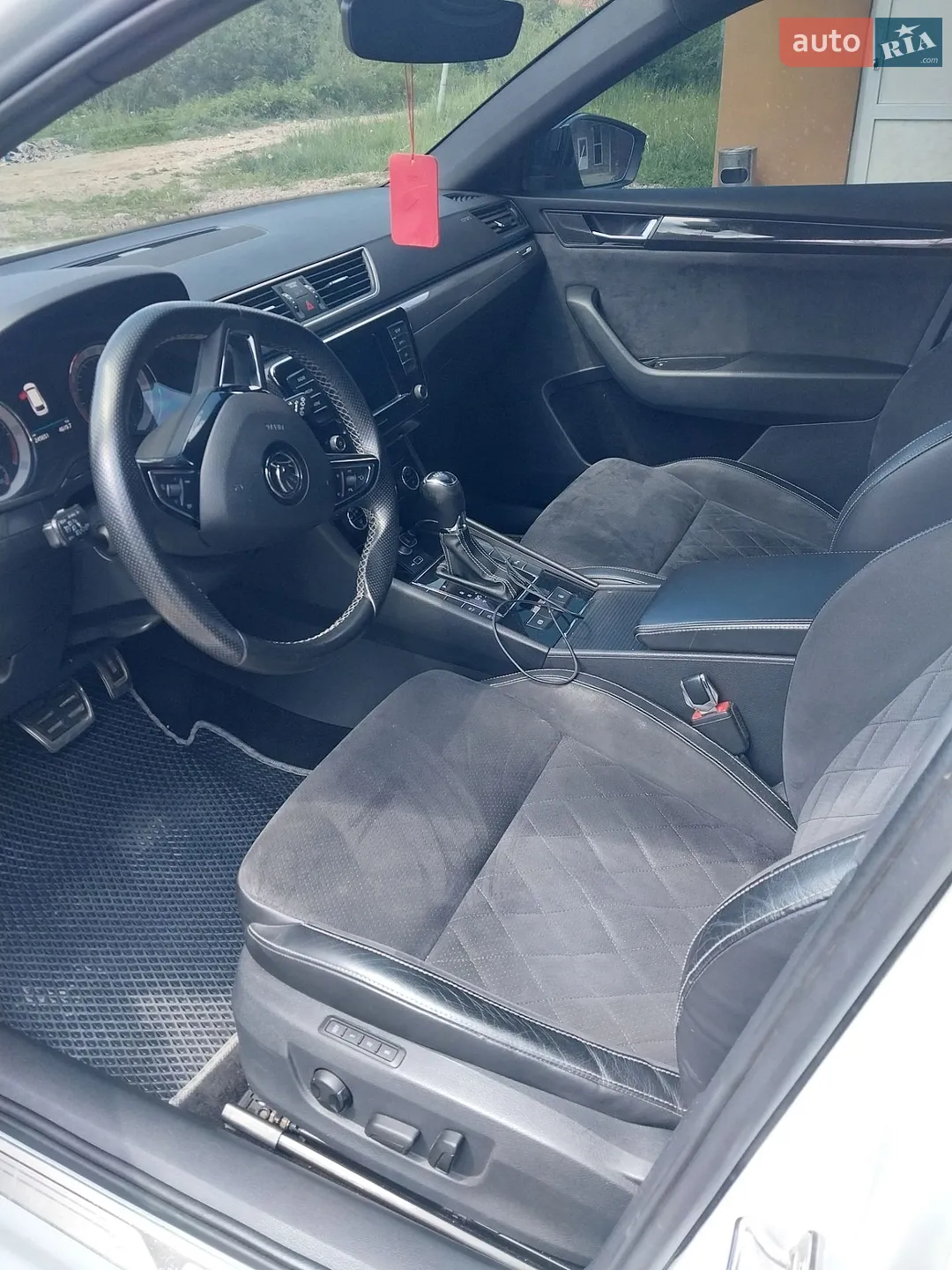 2019 Skoda Superb - мініатюра 20