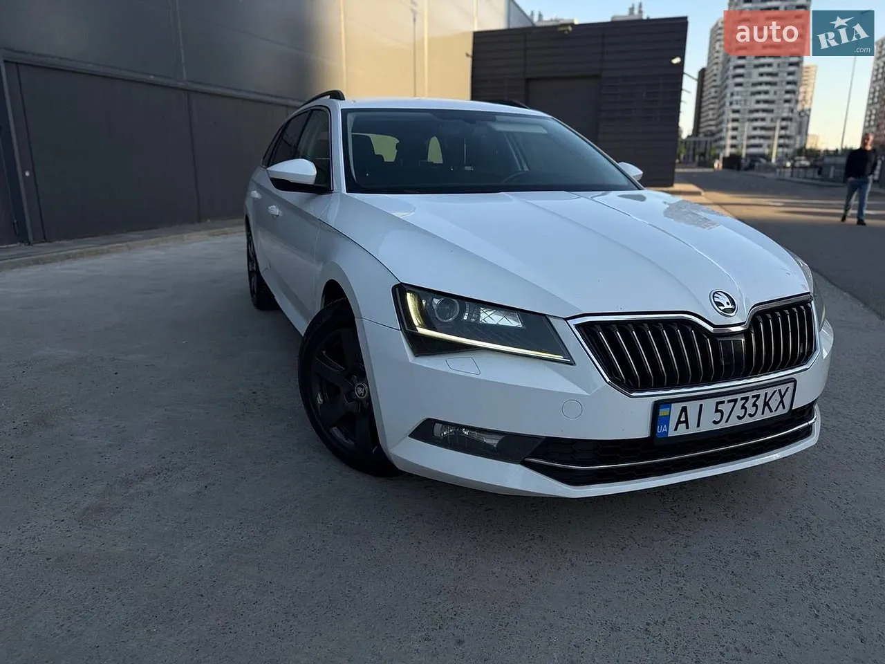 2017 Skoda Superb - мініатюра 13