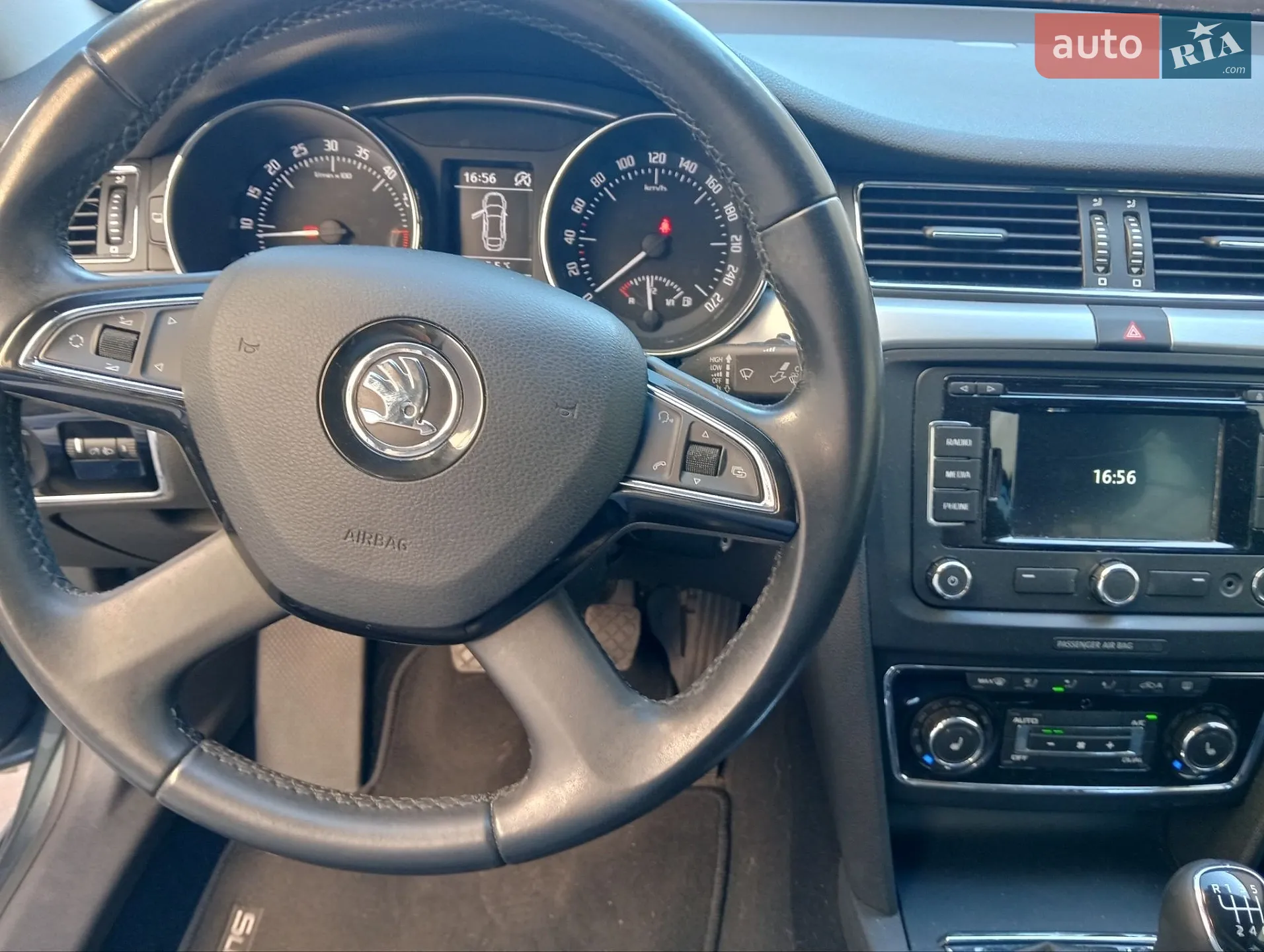2015 Skoda Superb - мініатюра 24