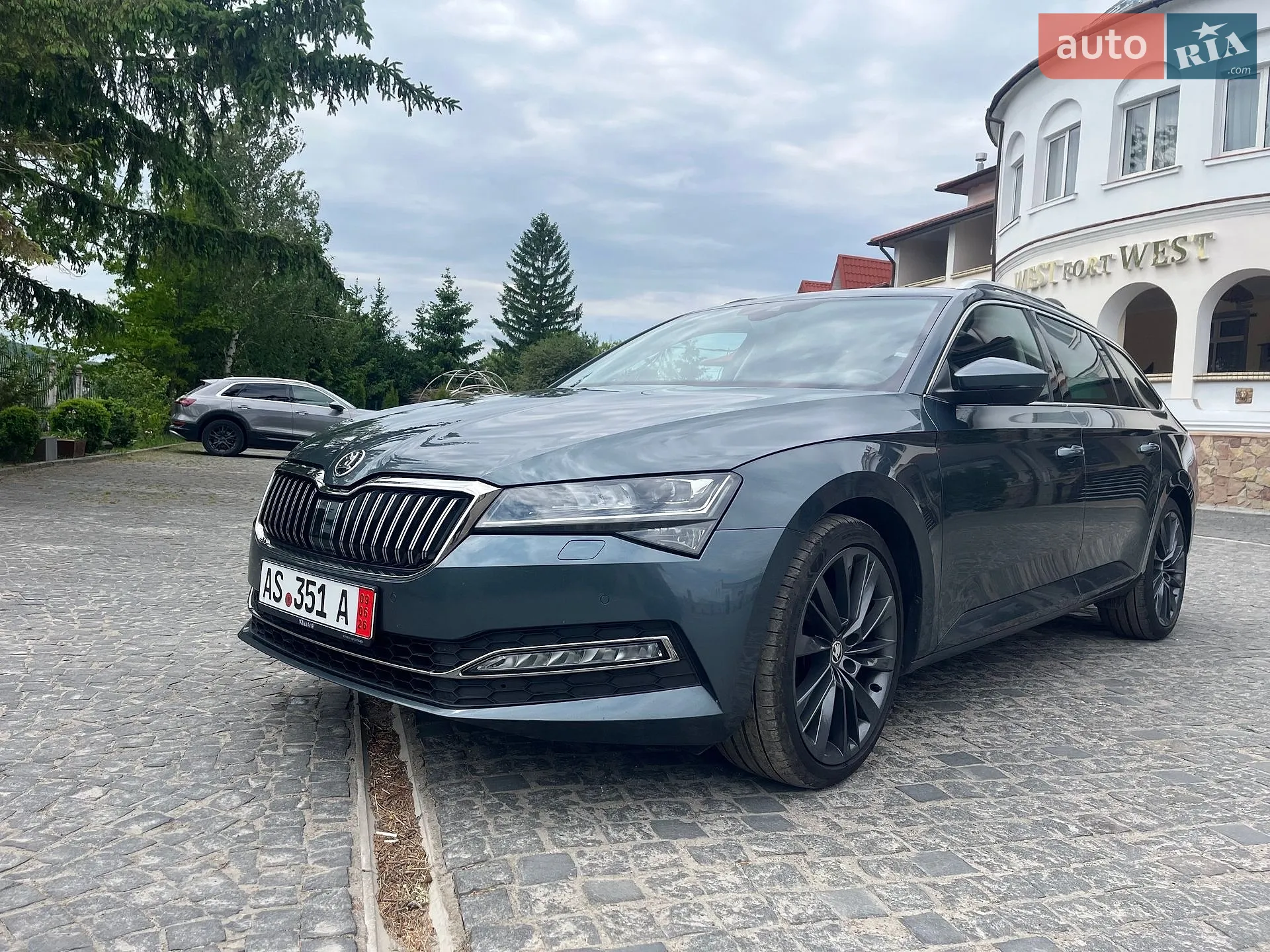 2020 Skoda Superb - мініатюра 4