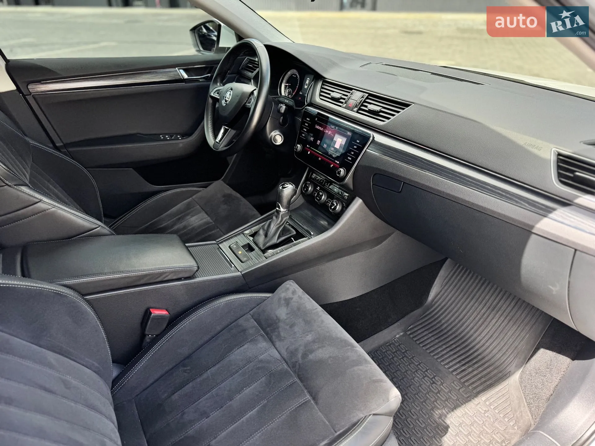 2019 Skoda Superb - мініатюра 42