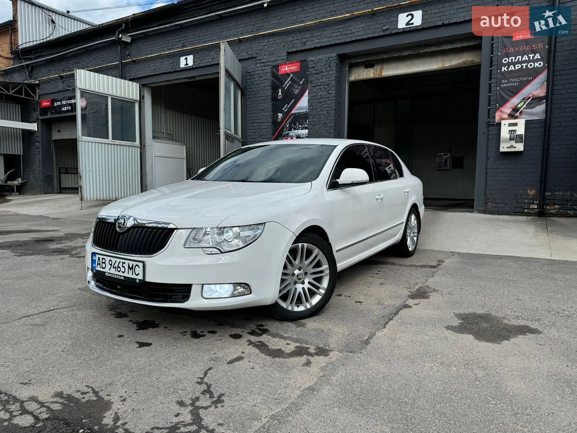 2011 Skoda Superb - мініатюра 6