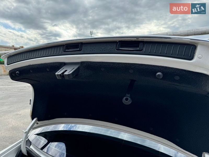 Лифтбек Skoda Superb 2011 в Виннице