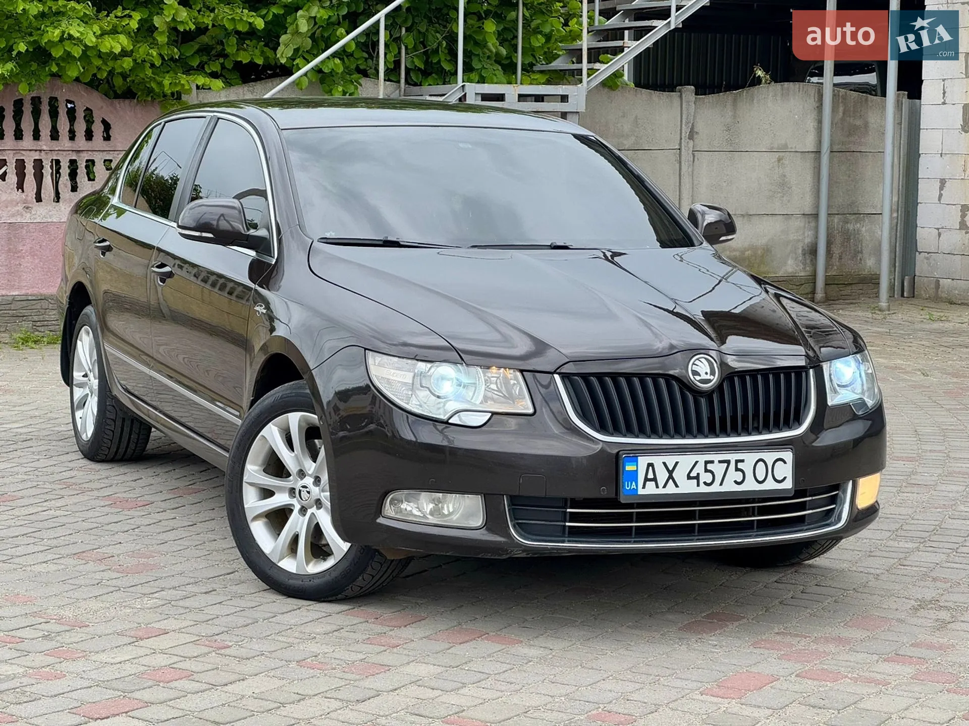 2012 Skoda Superb - мініатюра 2