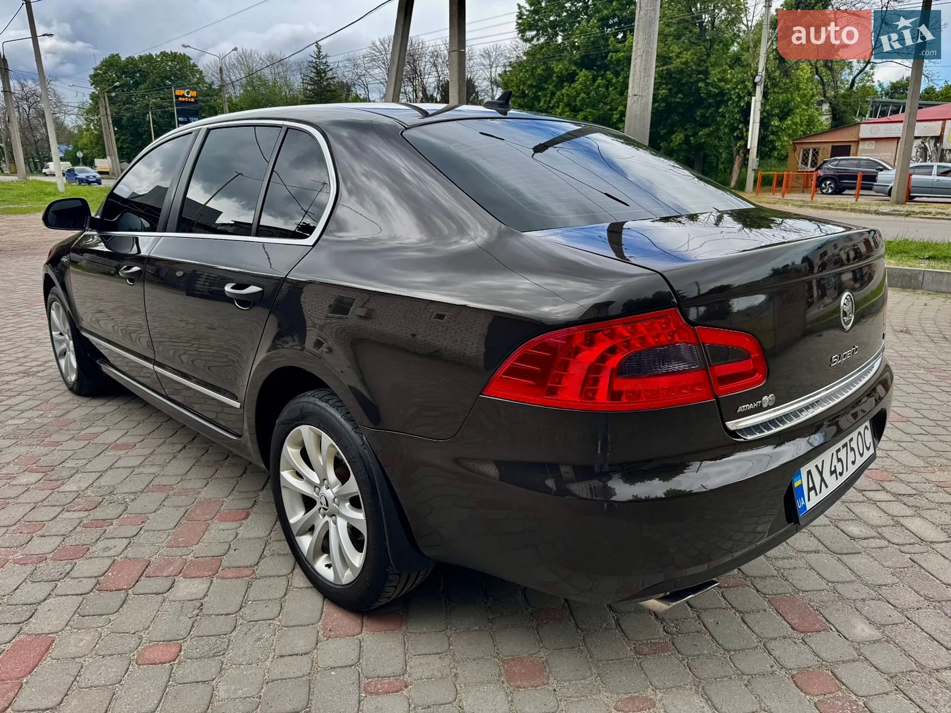 2012 Skoda Superb - мініатюра 12