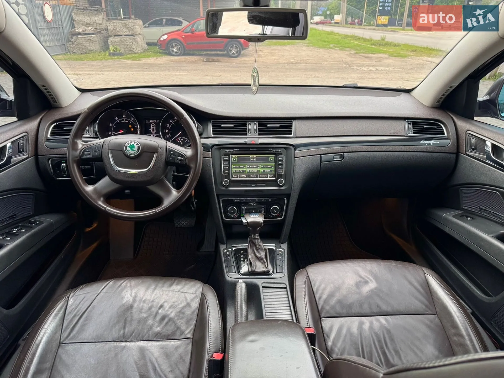 2012 Skoda Superb - мініатюра 15
