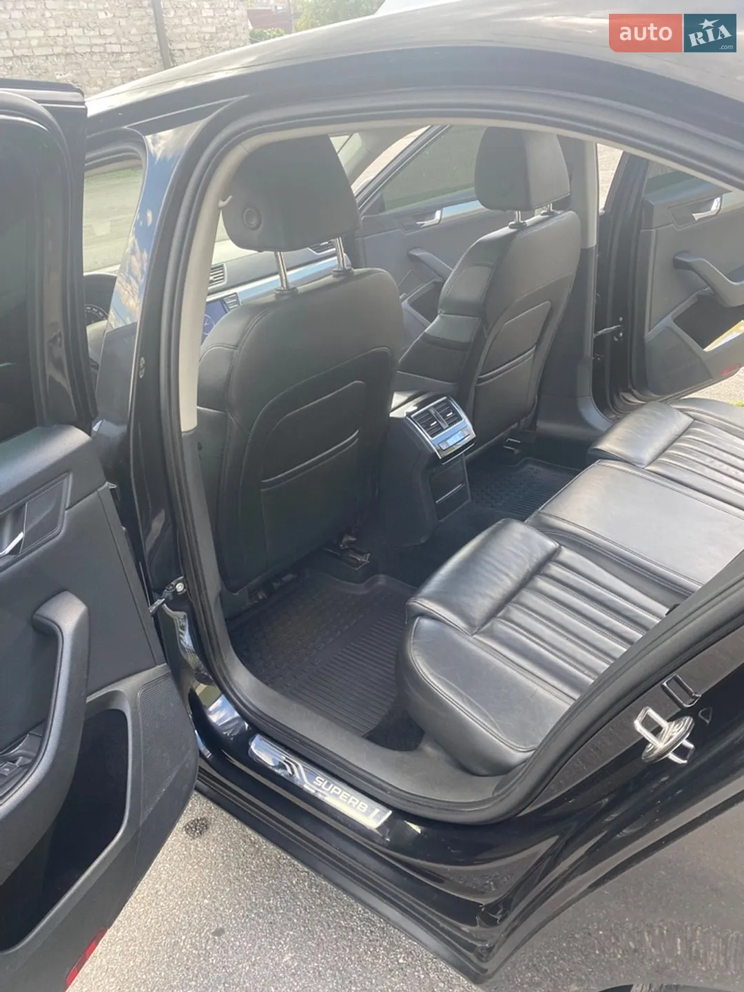 2015 Skoda Superb - мініатюра 18
