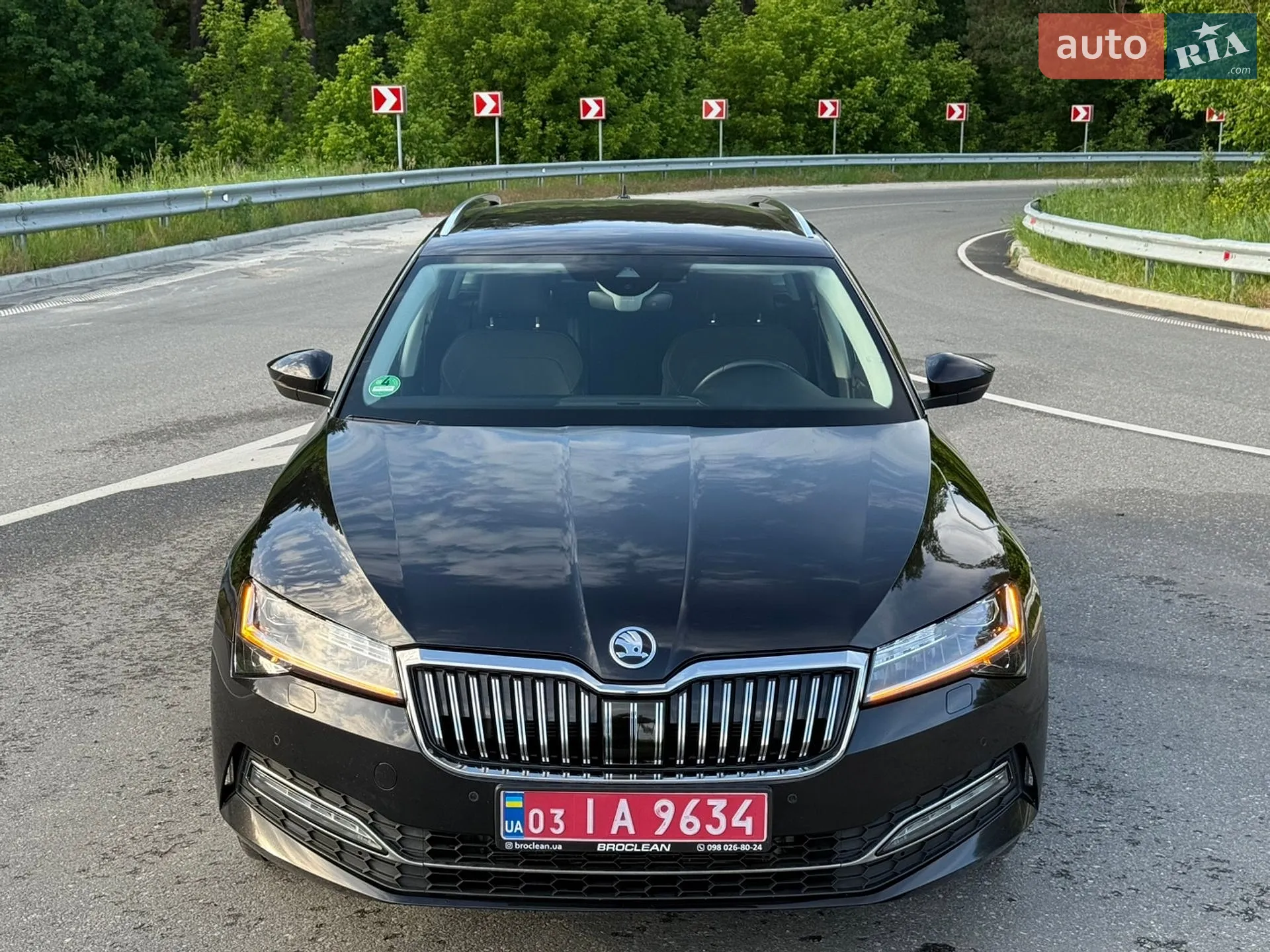 2023 Skoda Superb - мініатюра 2