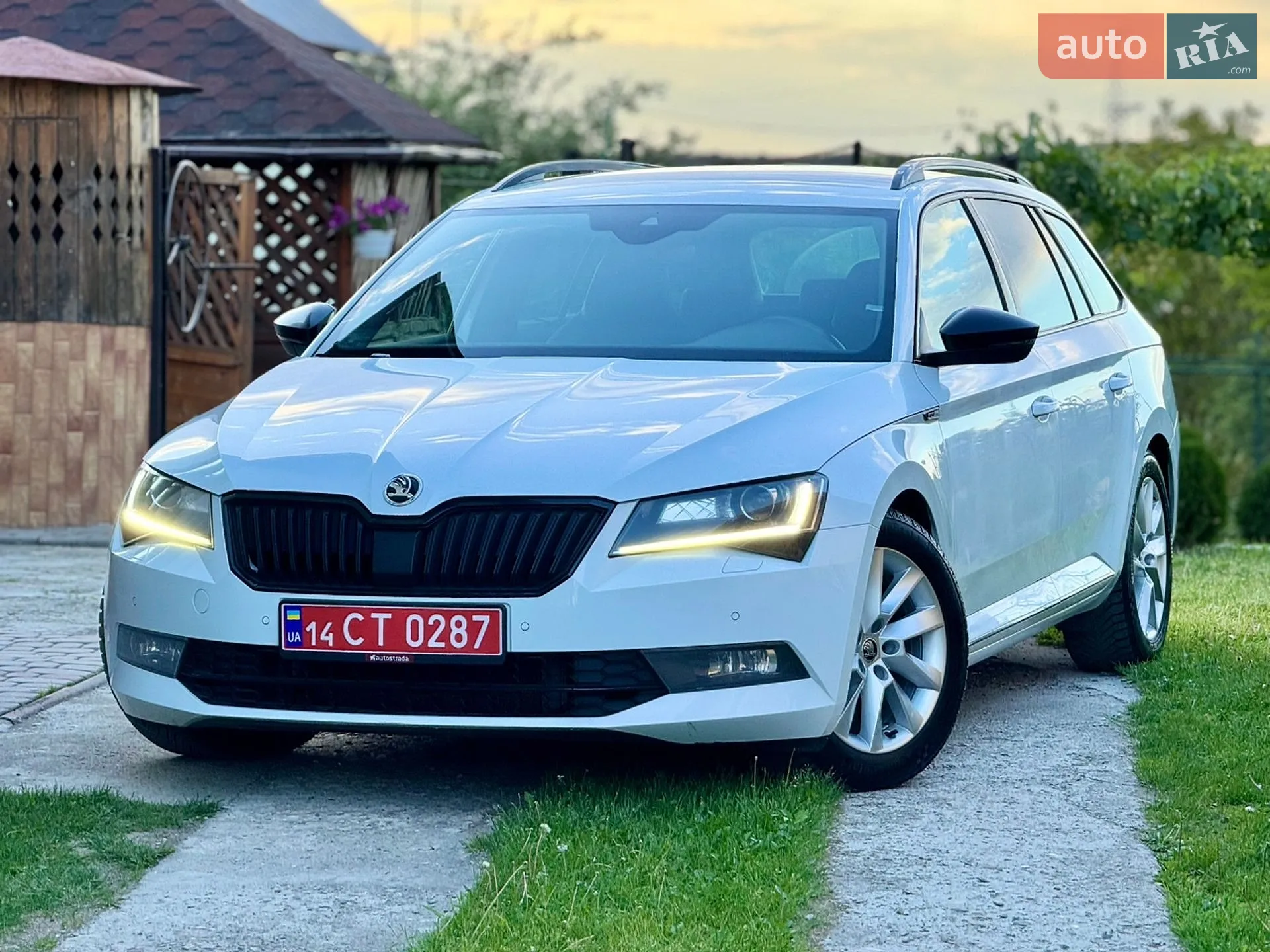 2019 Skoda Superb - мініатюра 14