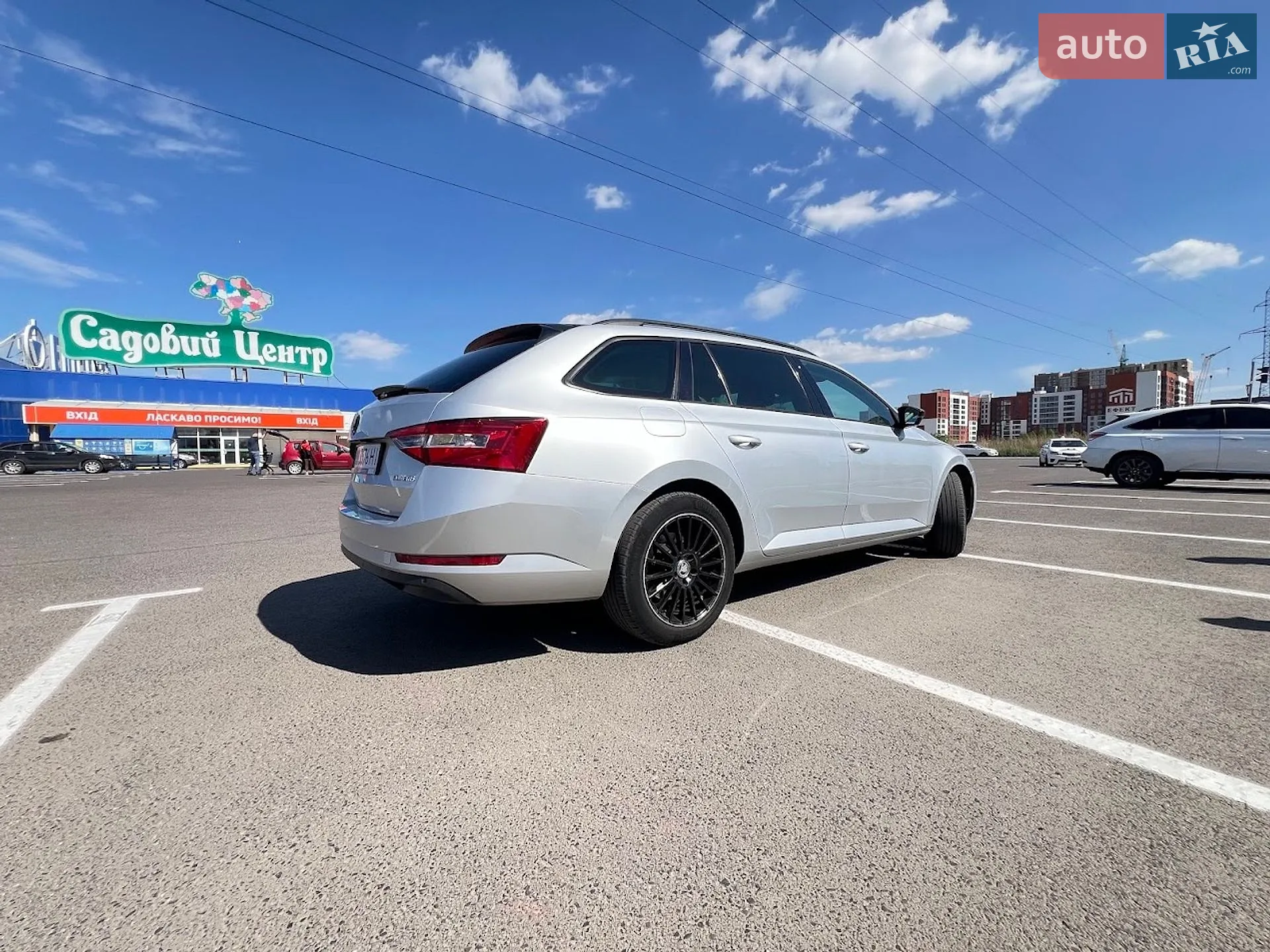 2016 Skoda Superb - мініатюра 4