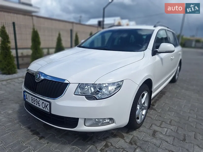 Skoda Superb 2011