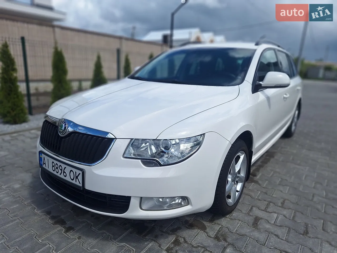 2010 Skoda Superb - мініатюра 20