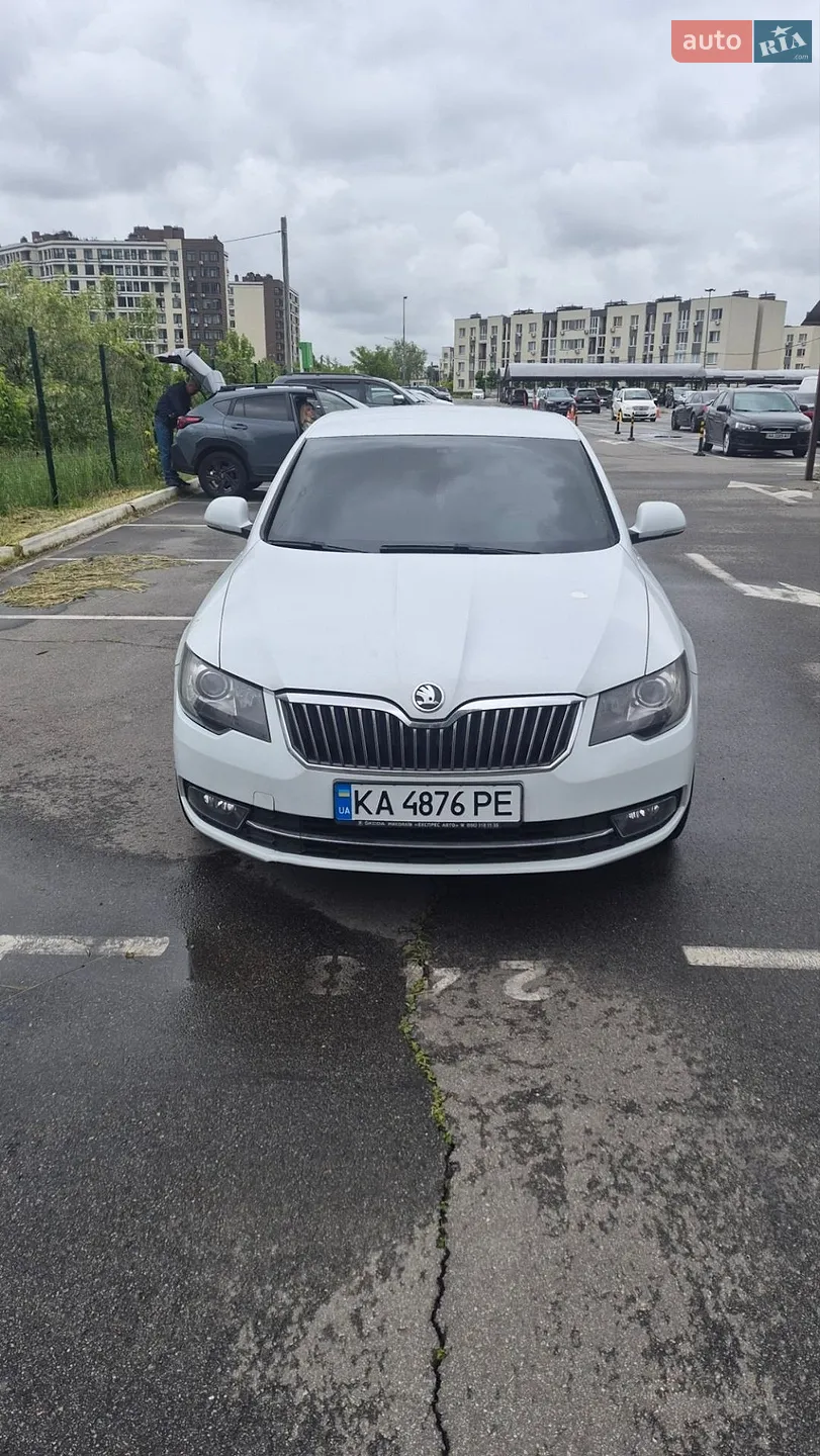2015 Skoda Superb - мініатюра 2