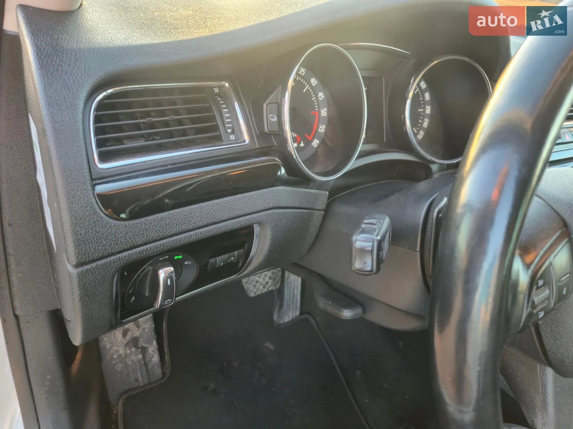 2012 Skoda Superb - мініатюра 7