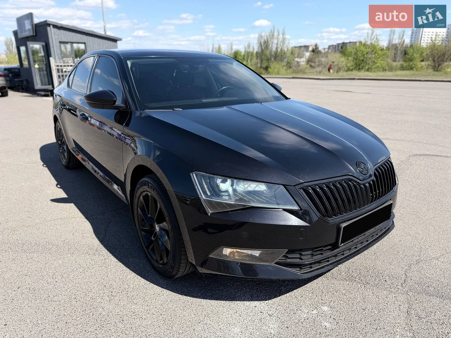 2017 Skoda Superb - мініатюра 15