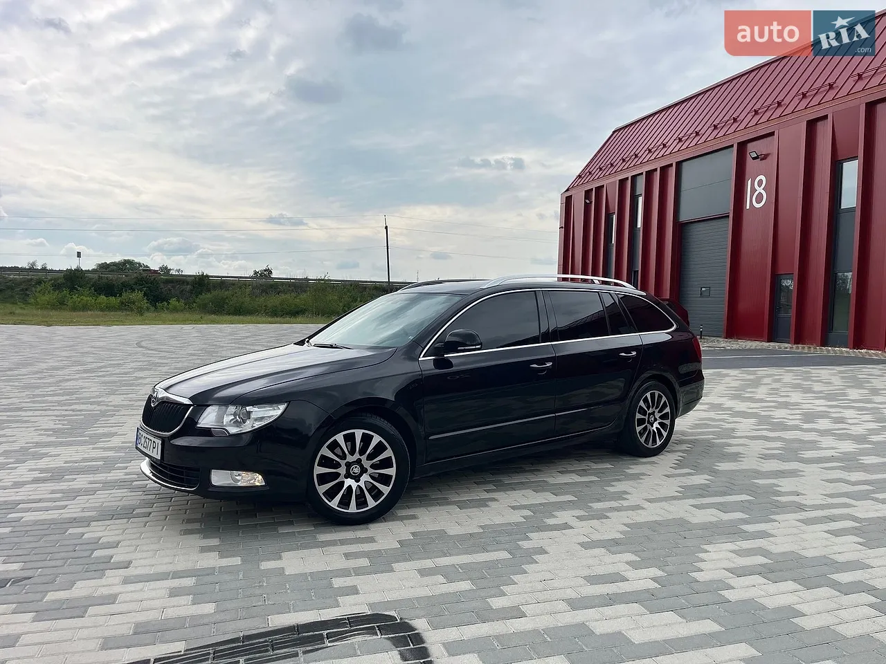 2012 Skoda Superb - мініатюра 12