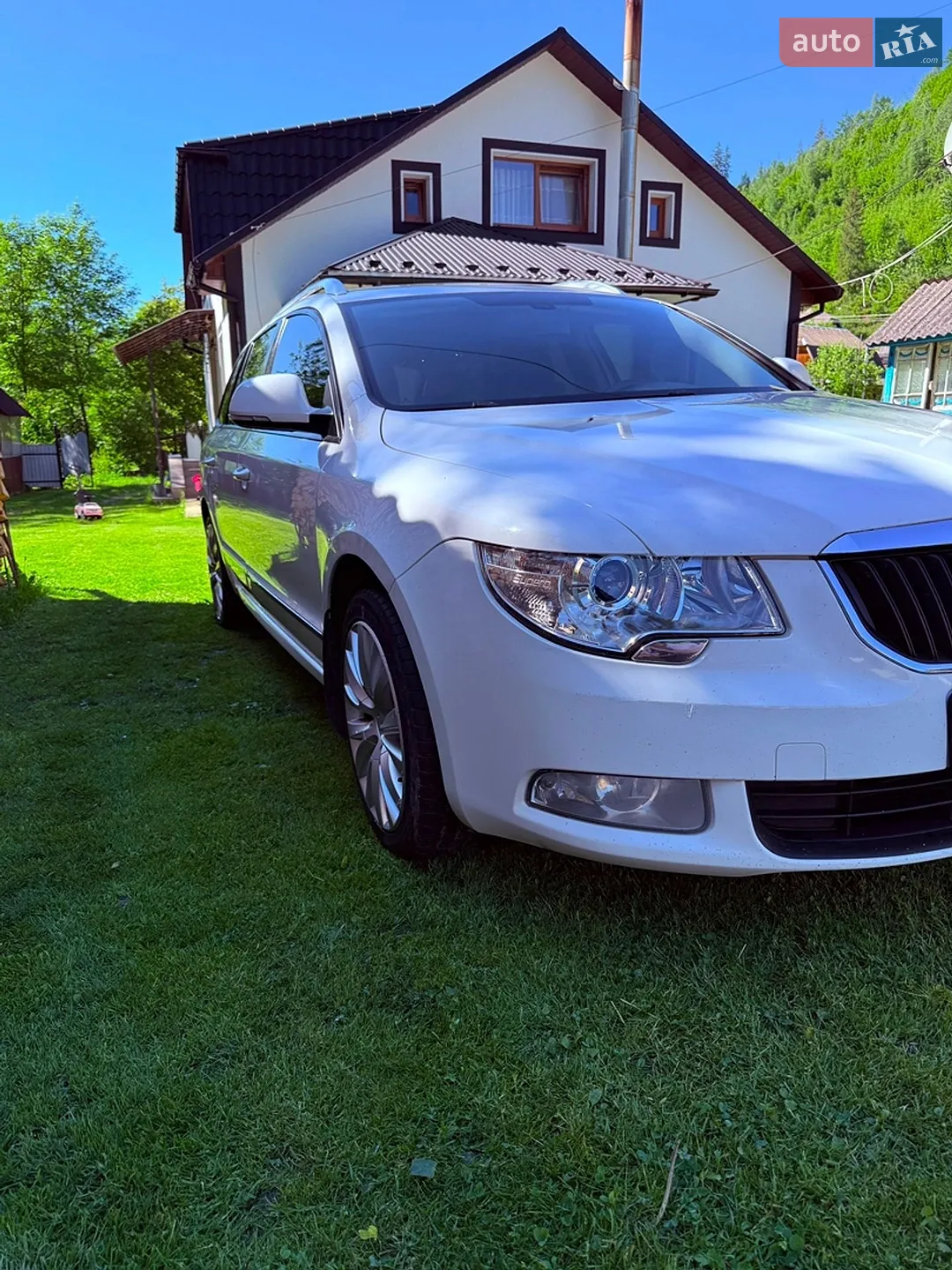 2011 Skoda Superb - мініатюра 5