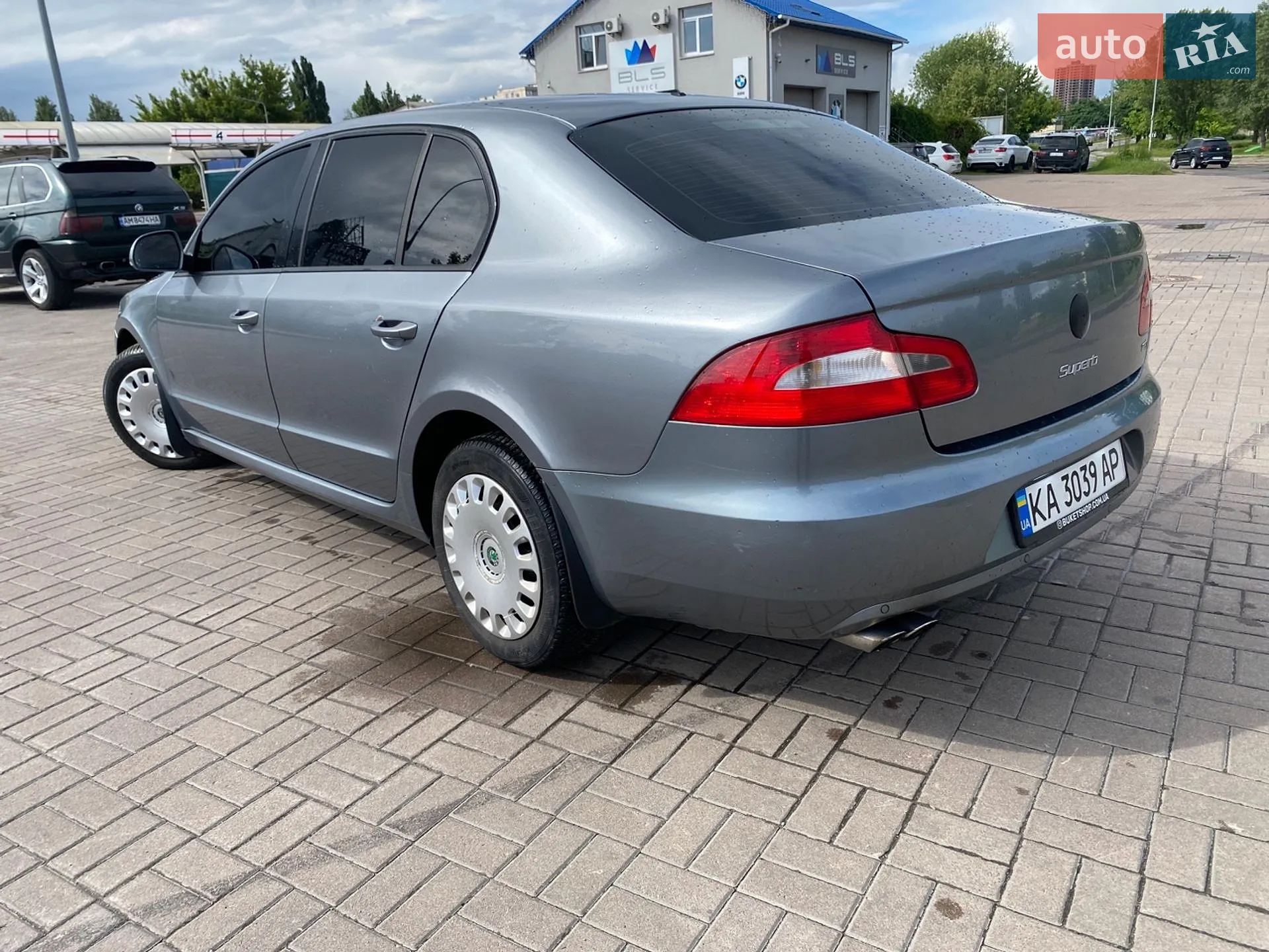 2011 Skoda Superb - мініатюра 8