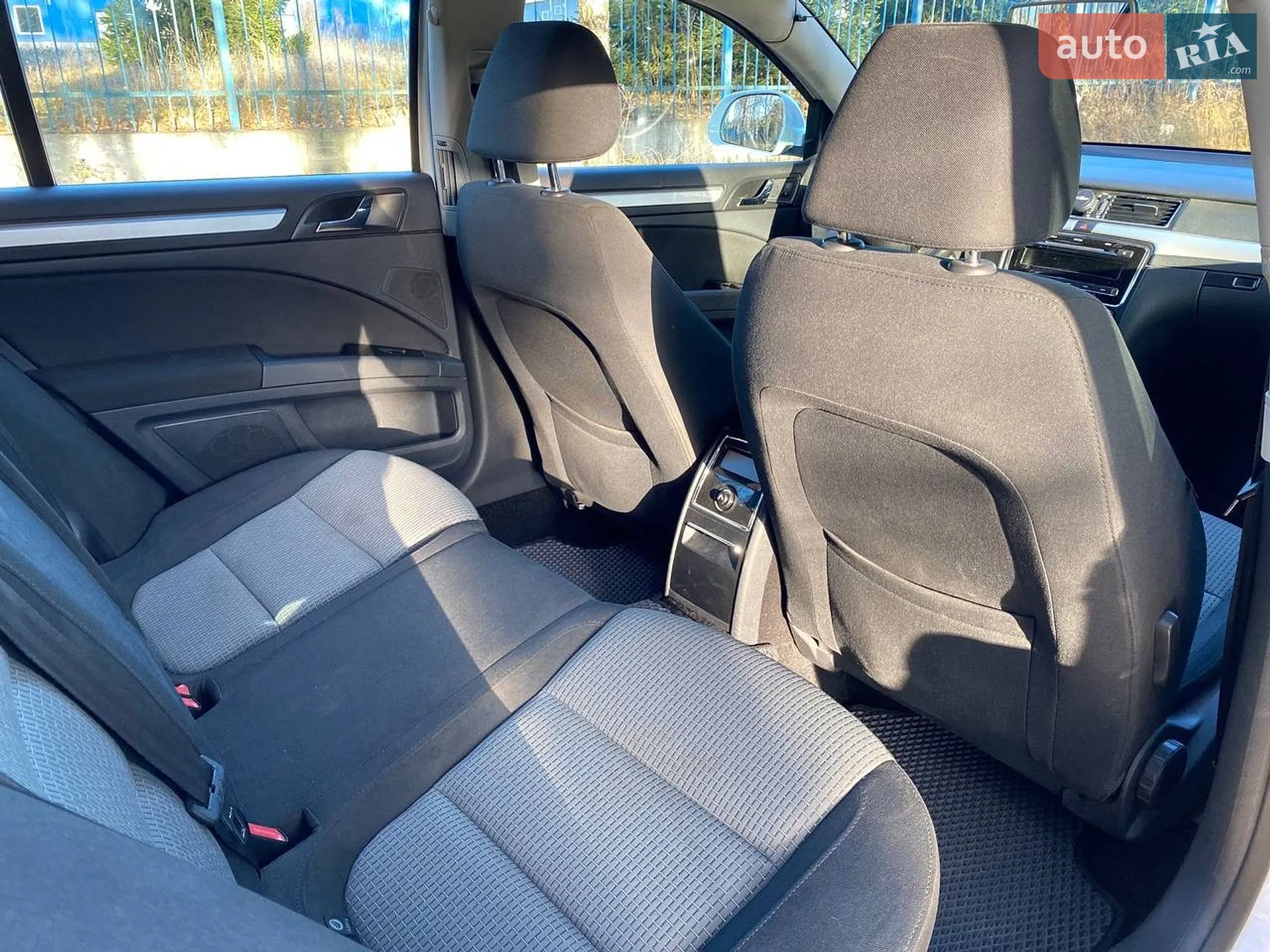 2012 Skoda Superb - мініатюра 9