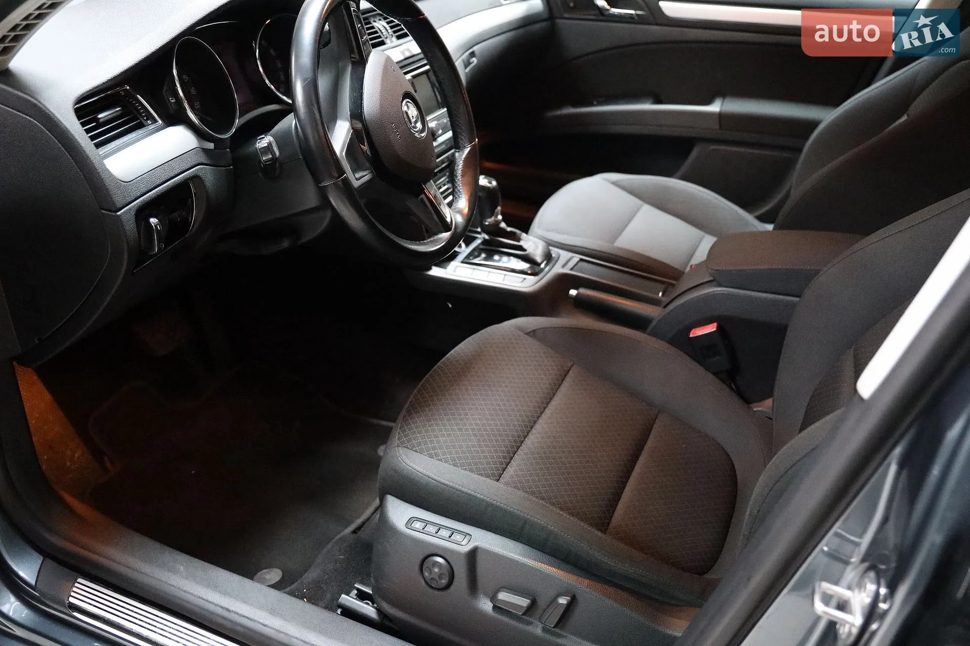 2015 Skoda Superb - мініатюра 3