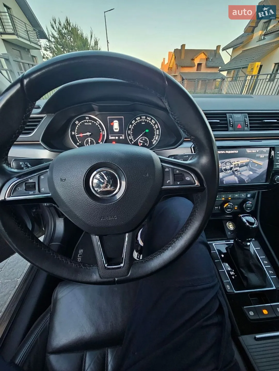 2015 Skoda Superb - мініатюра 18