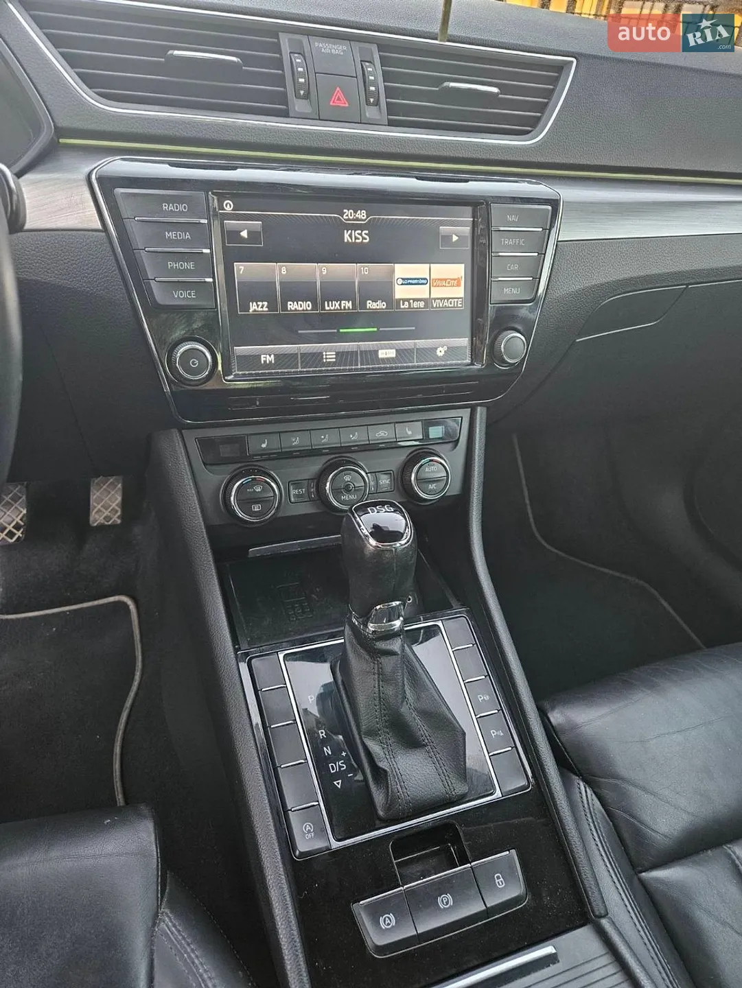 2015 Skoda Superb - мініатюра 26