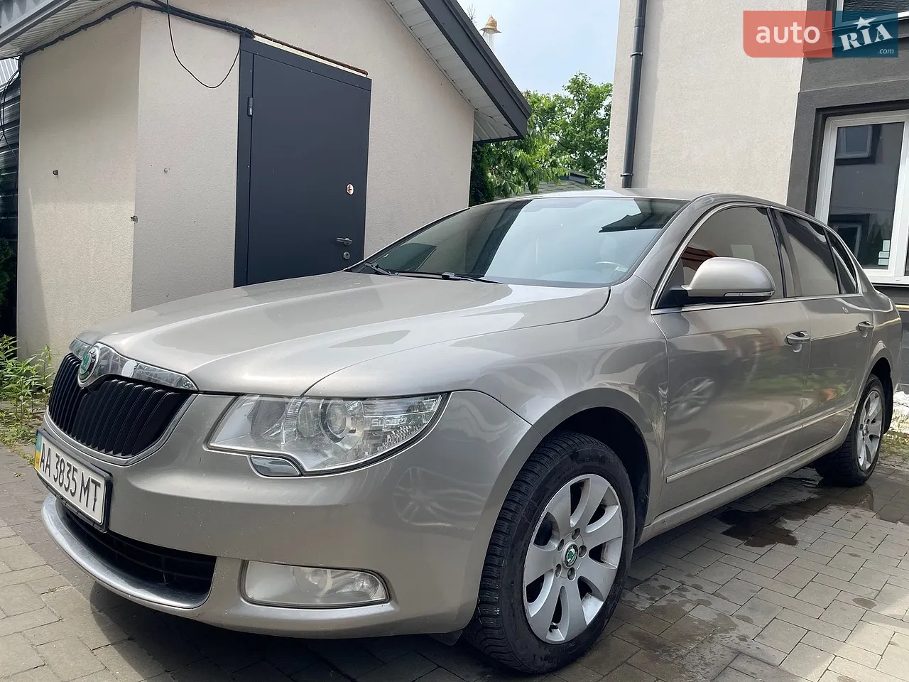 2010 Skoda Superb - мініатюра 86