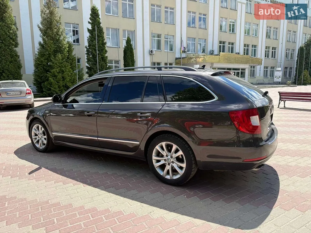 2011 Skoda Superb - мініатюра 17