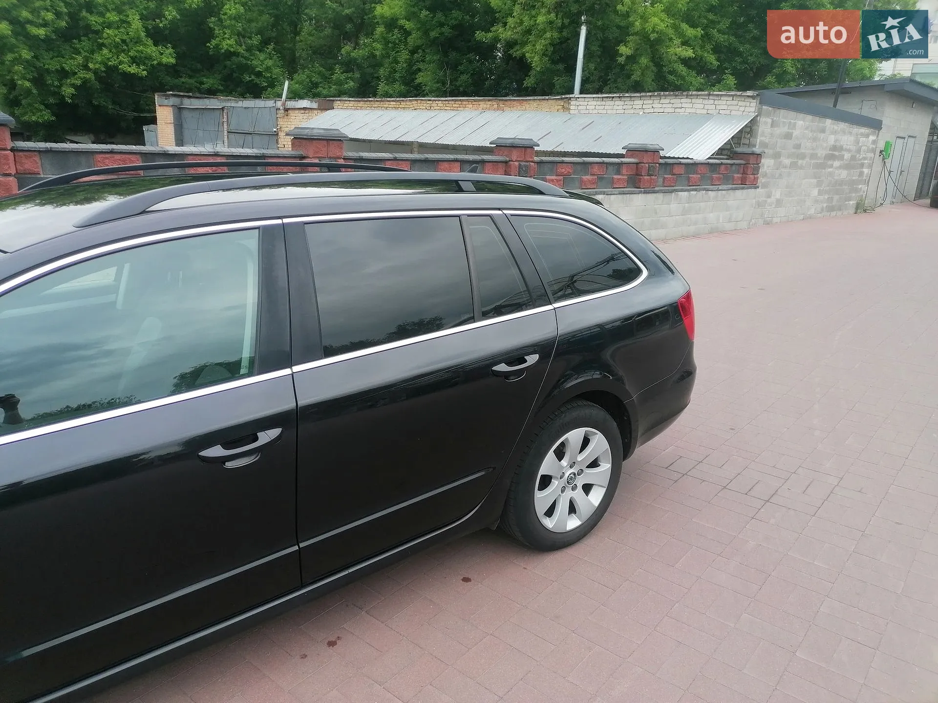 2011 Skoda Superb - мініатюра 27