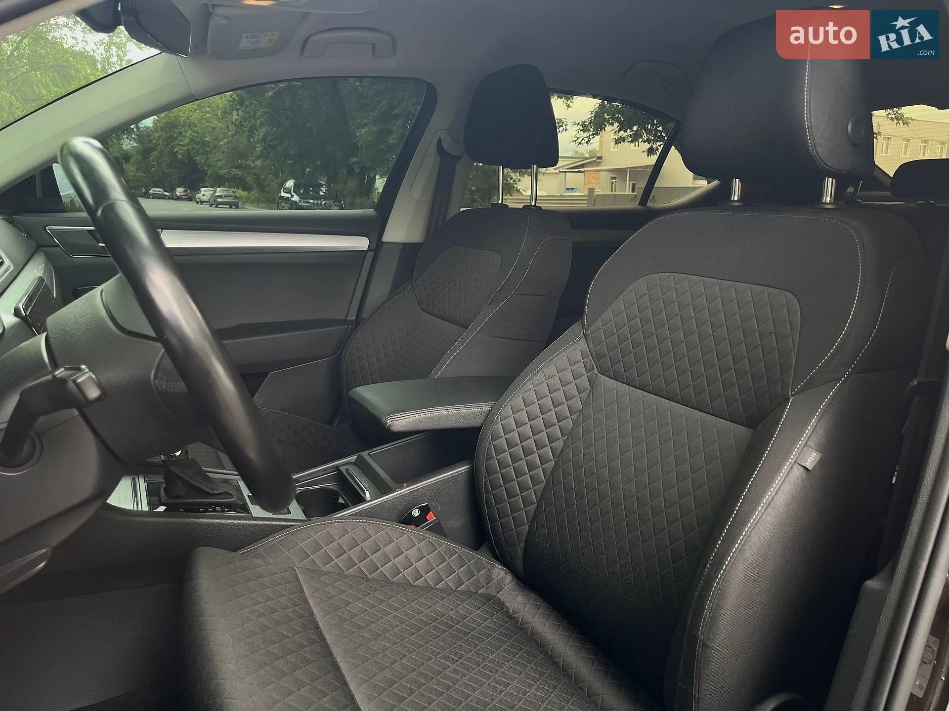 2019 Skoda Superb - мініатюра 23