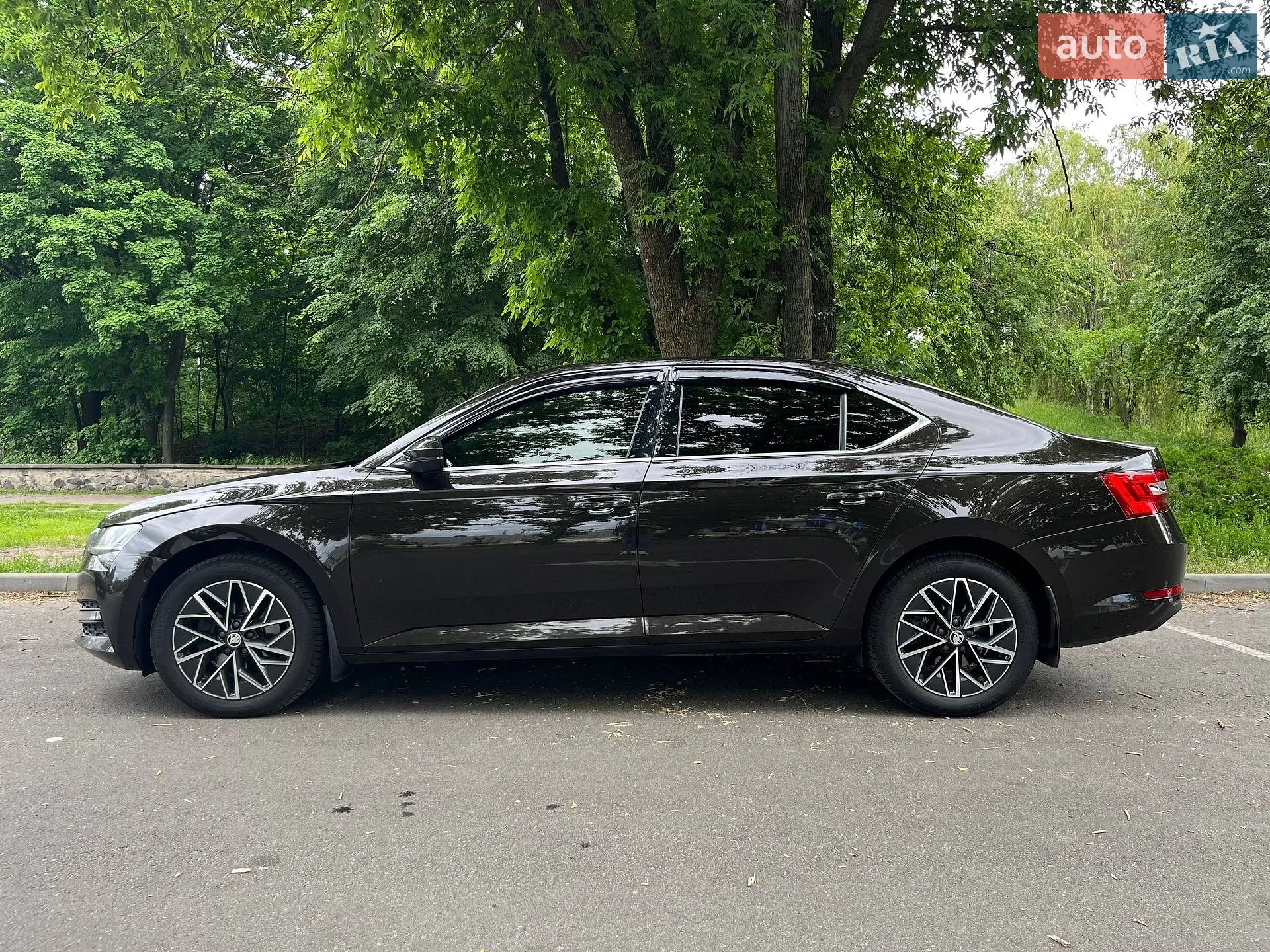 2019 Skoda Superb - мініатюра 5