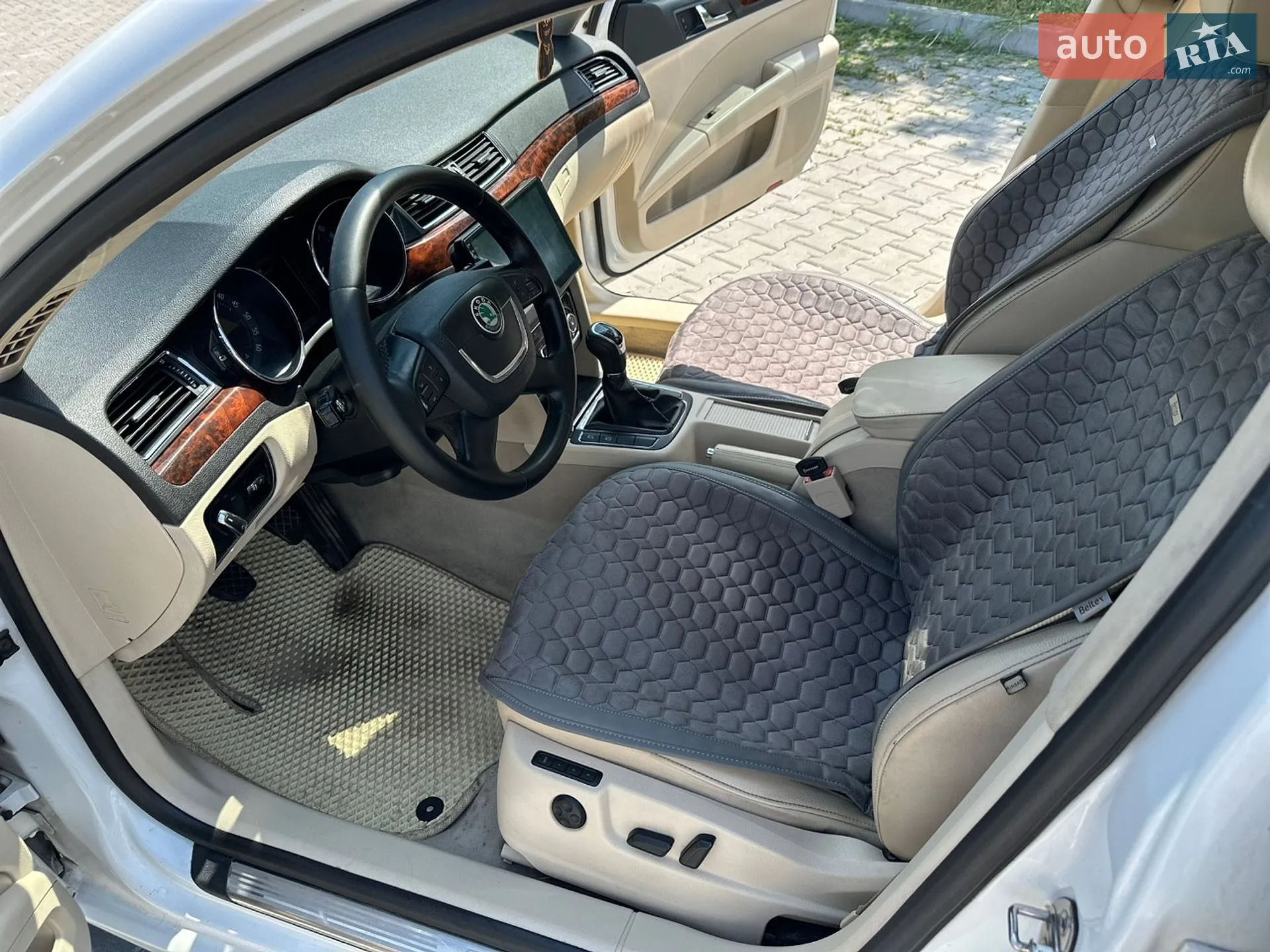 Skoda Superb 2010 VIN TMBCF73T9A9031691 фото оголошення 21 з 26