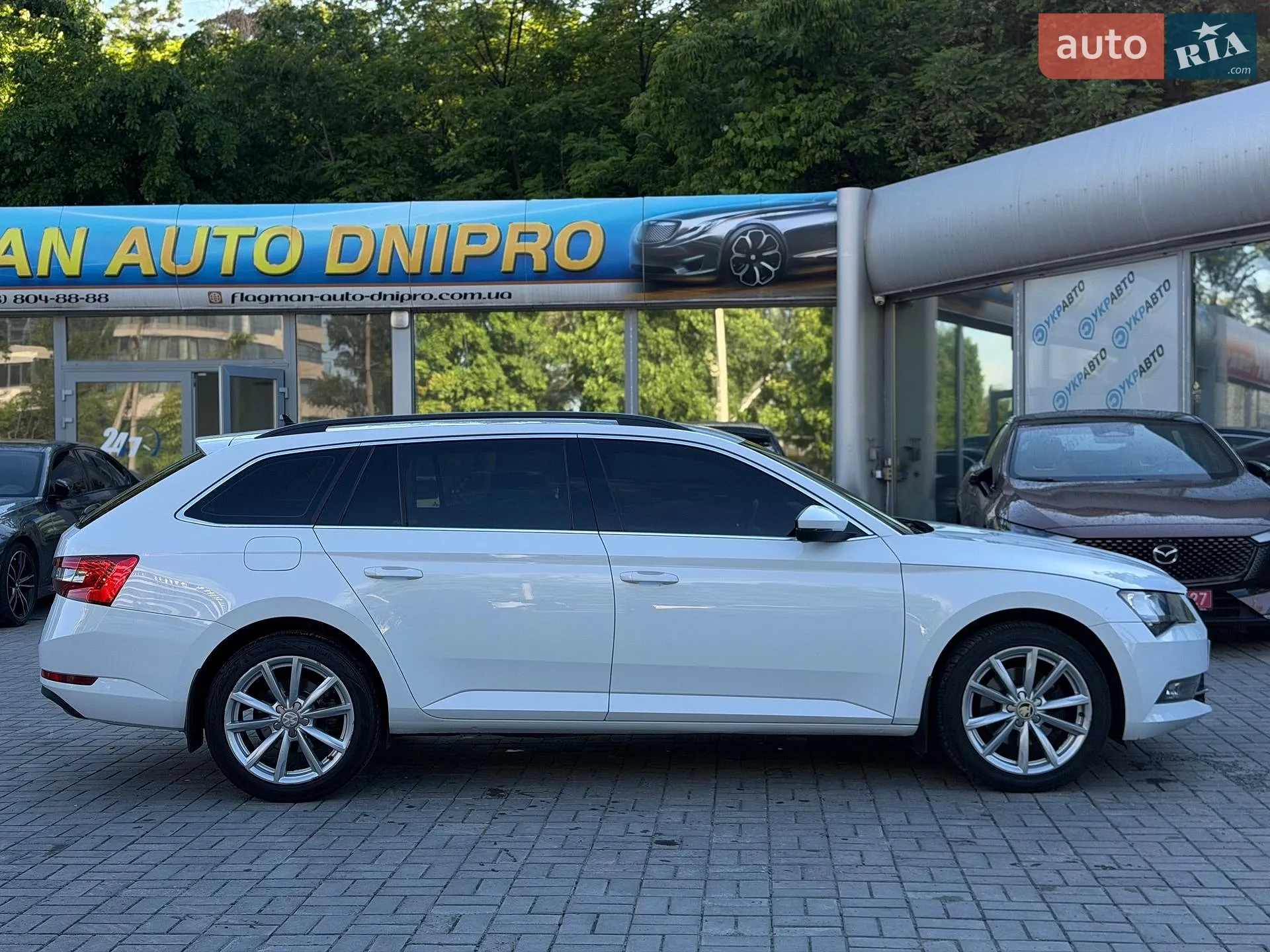 2016 Skoda Superb - мініатюра 13