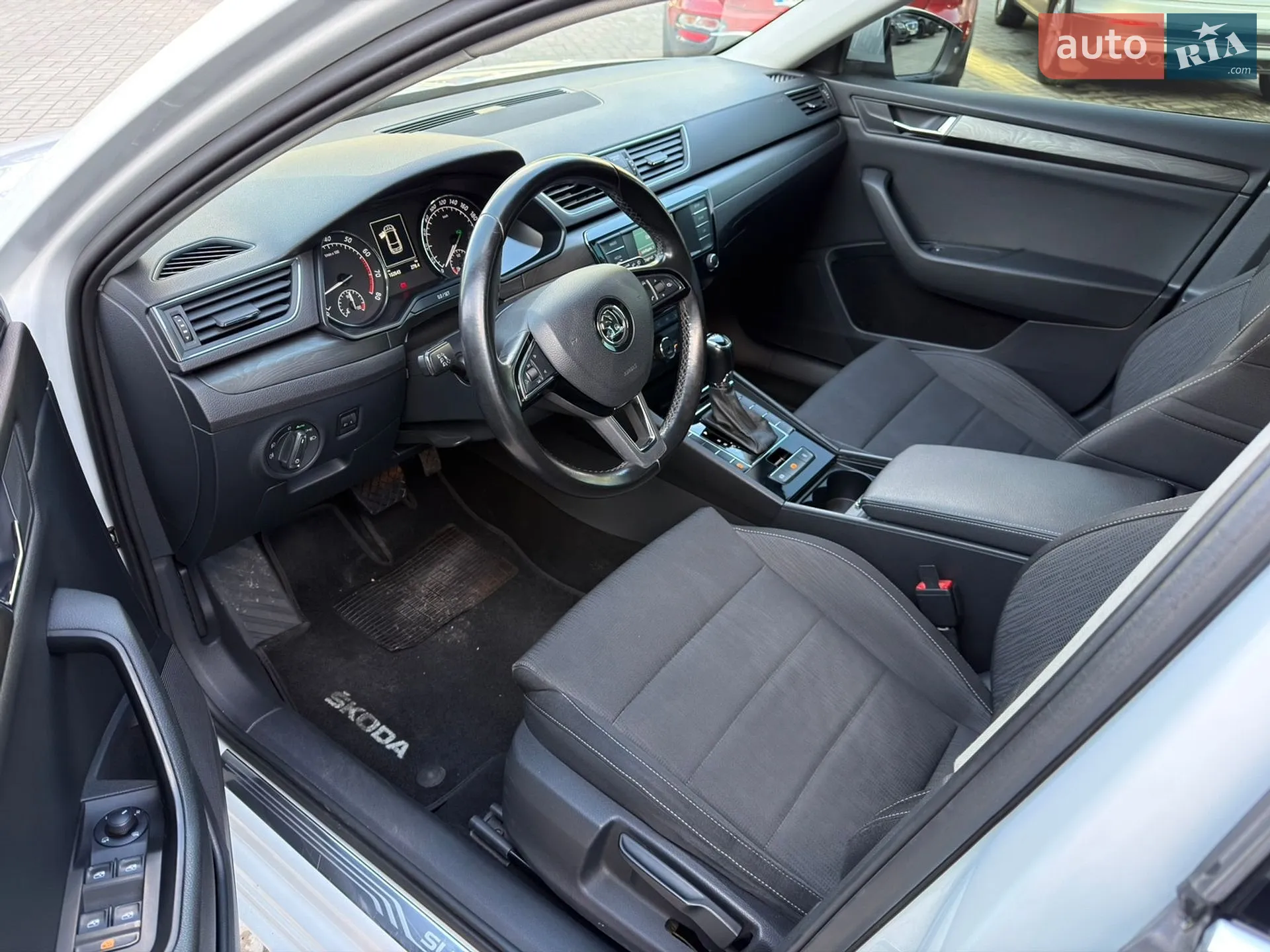 2016 Skoda Superb - мініатюра 36