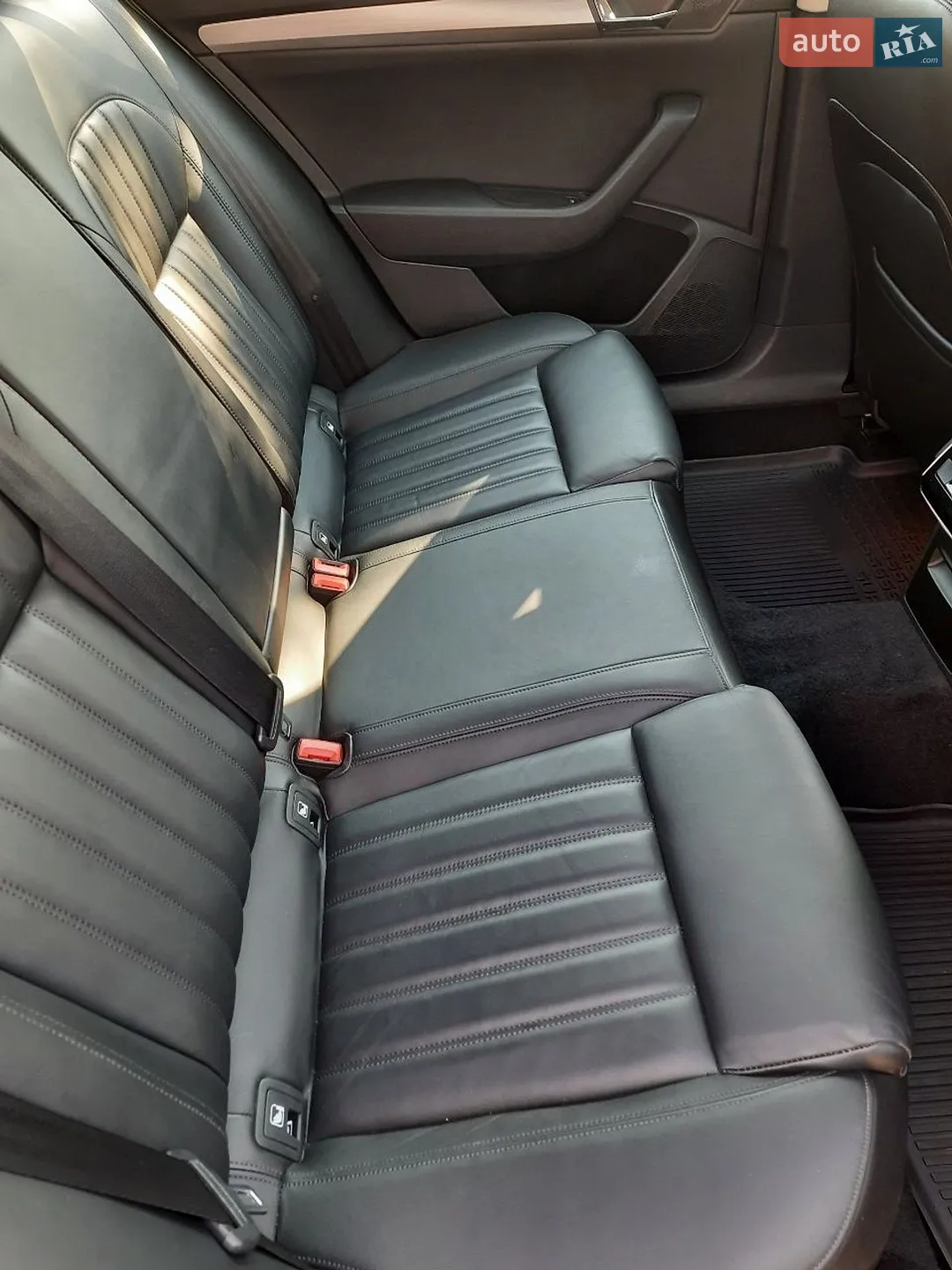 2015 Skoda Superb - мініатюра 20