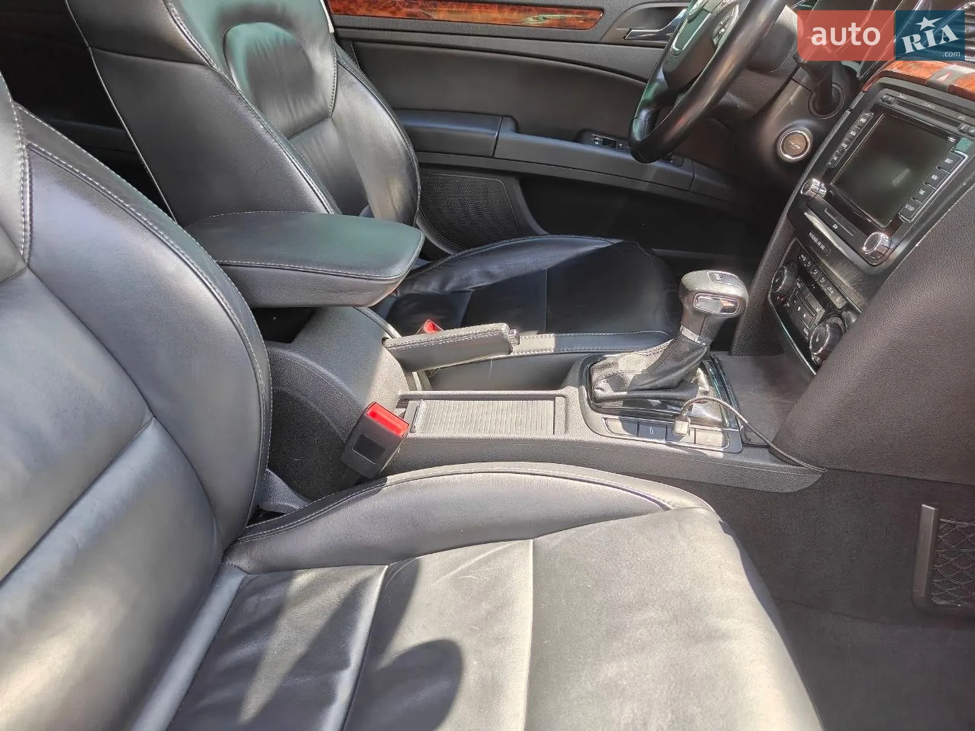 2010 Skoda Superb - мініатюра 59